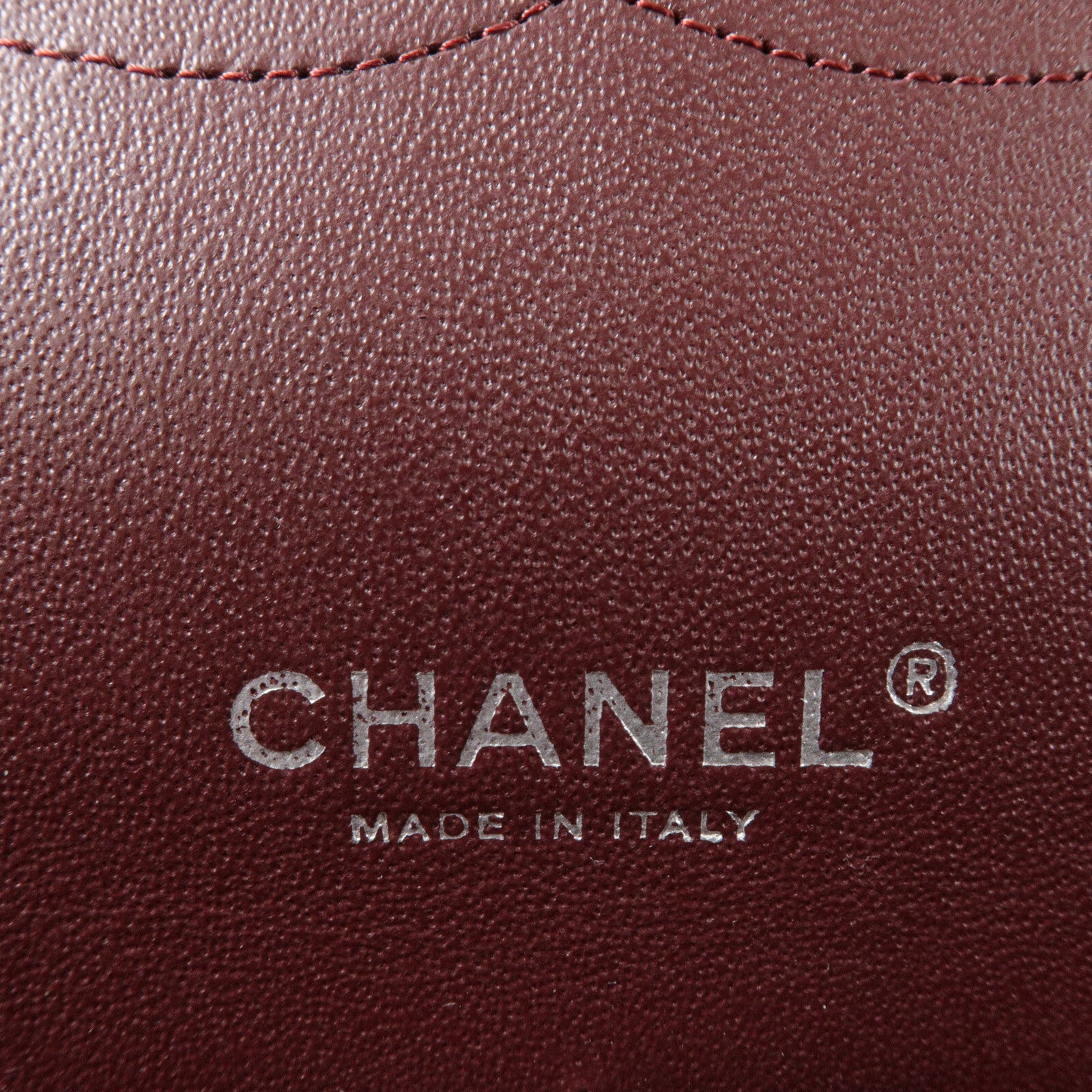 CHANEL 牛皮皮革Maxi Classic鏈帶肩背袋