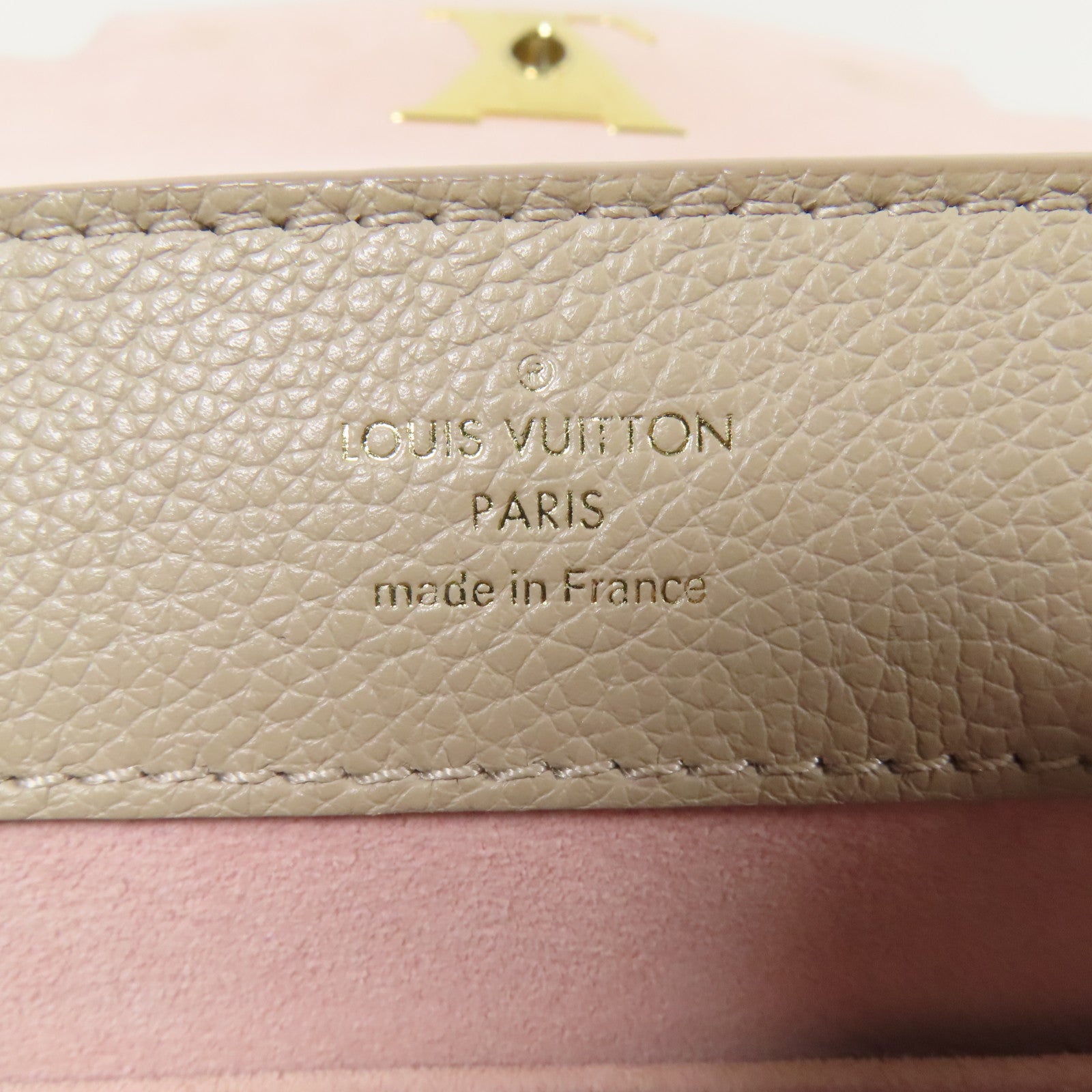 LOUIS VUITTON 牛皮皮革Lockme Ever Mini金扣手挽肩背兩用袋