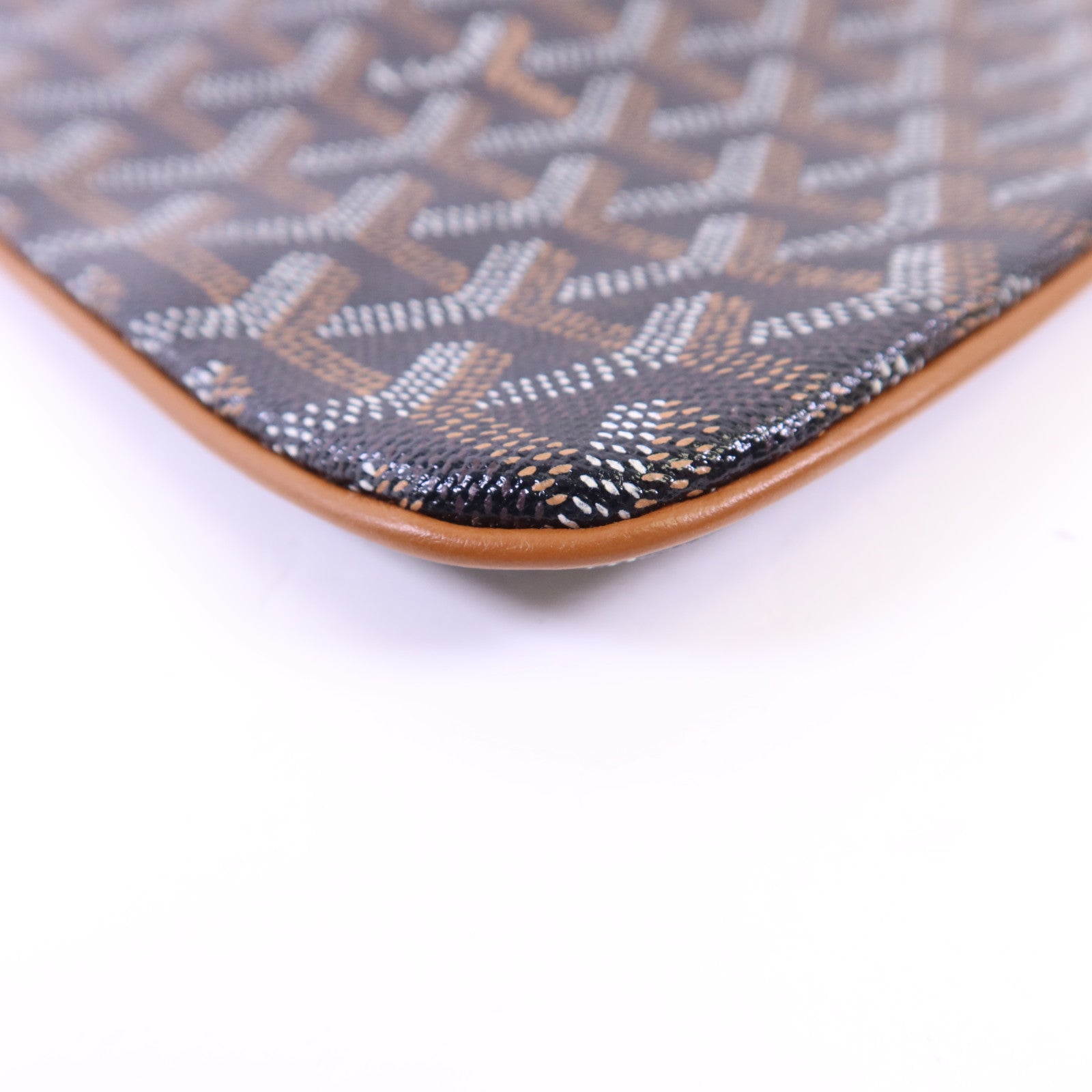 GOYARD 塗層帆布Pouch銀扣手拿包