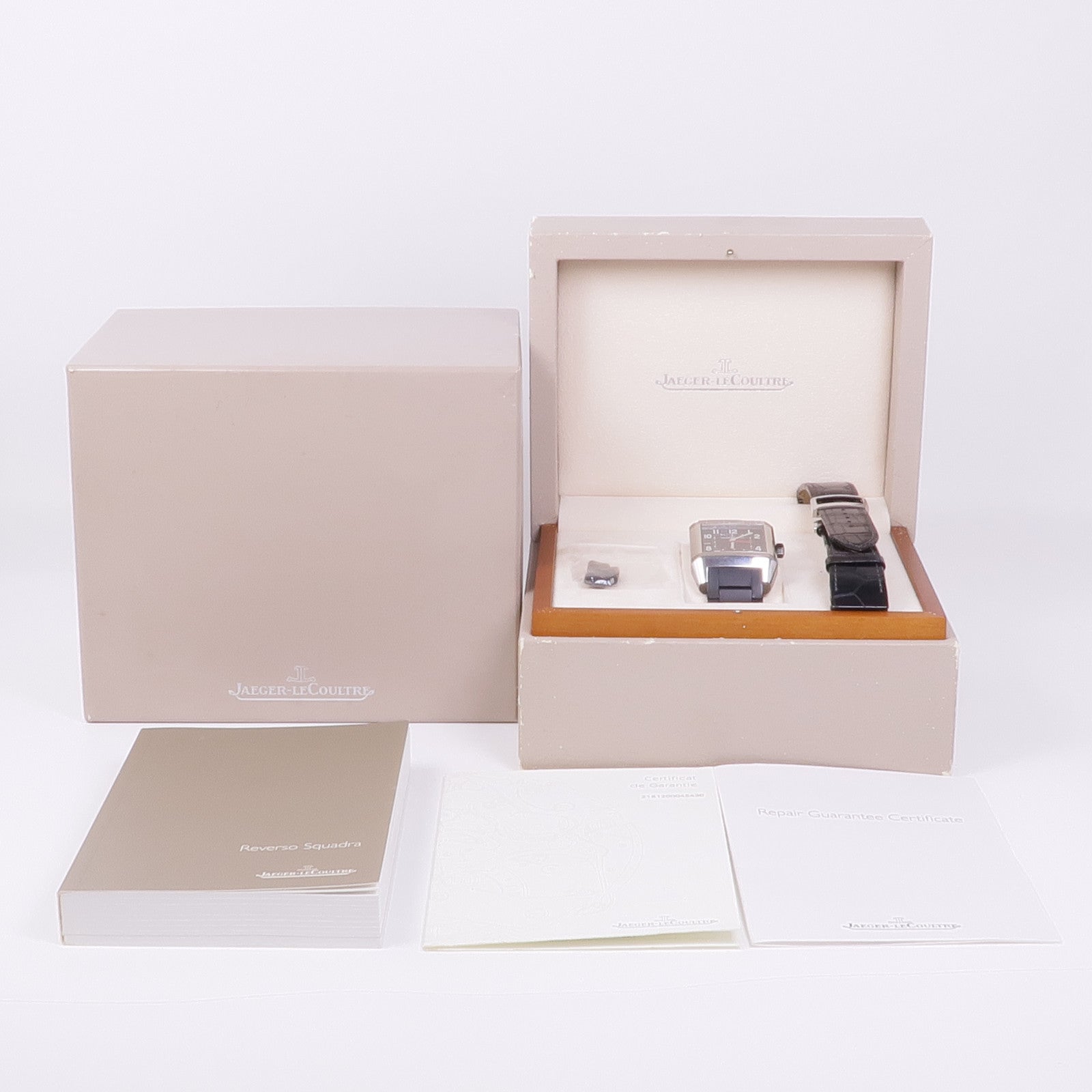 JAEGER-LECOULTRE Rever Squadra Hometime Q700867P