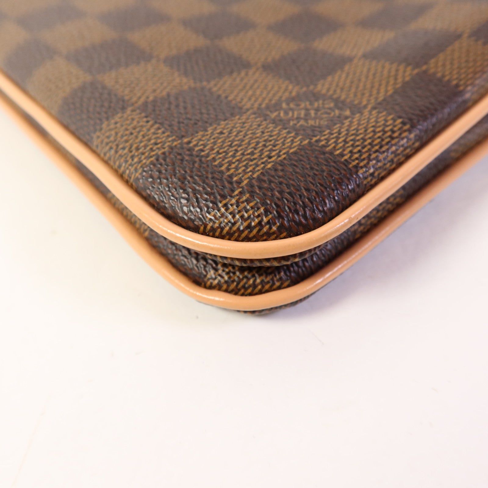 LOUIS VUITTON Damier Double Zip Pochette金扣鏈帶肩背袋