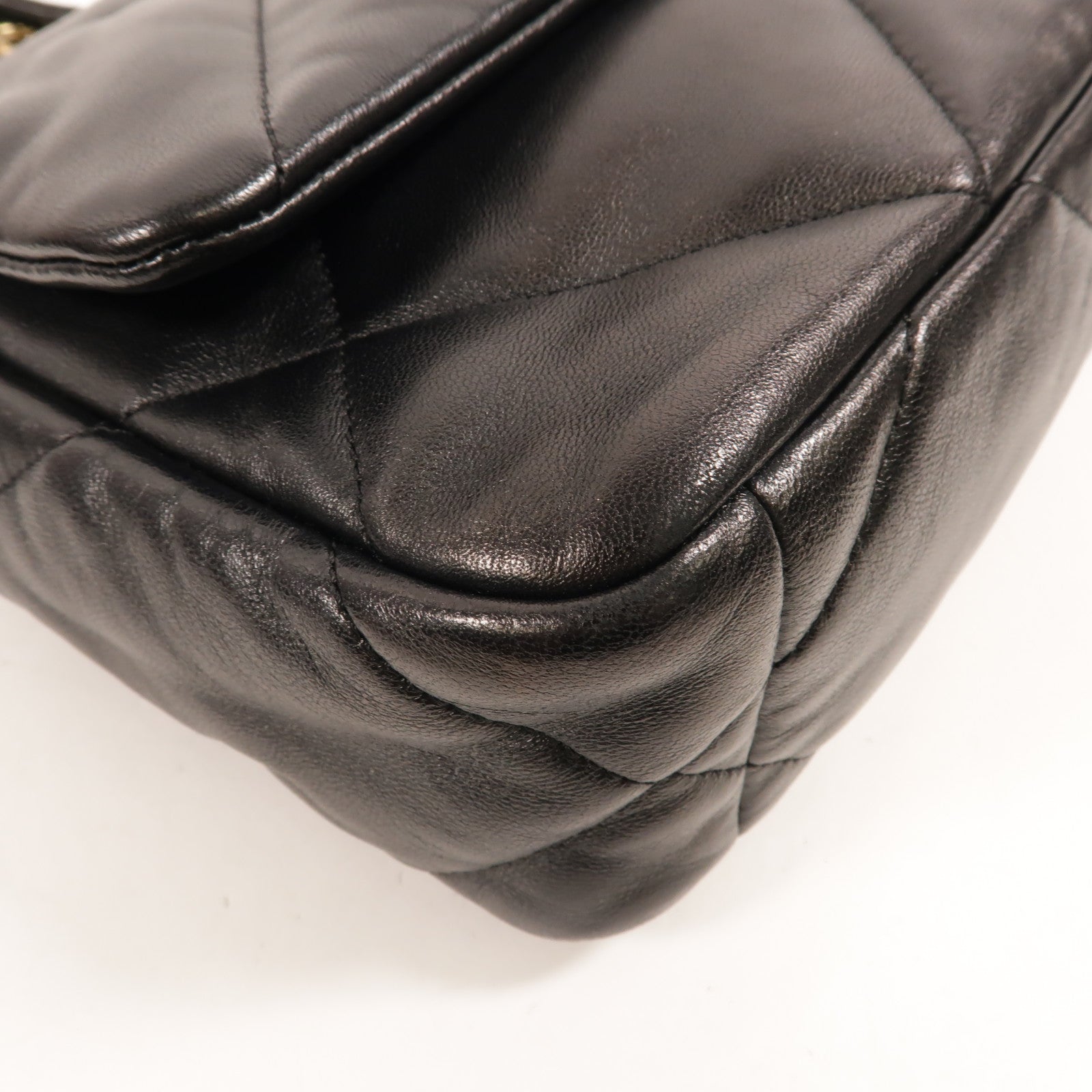 CHANEL 羊皮皮革Chanel 19 Small鏈帶肩背袋