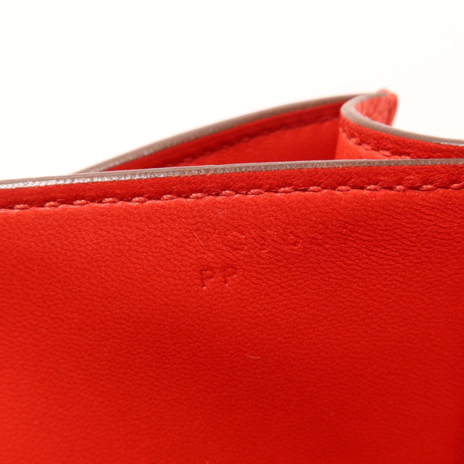 HERMES Epsom皮革Constance 24肩背袋Rouge de Coeur