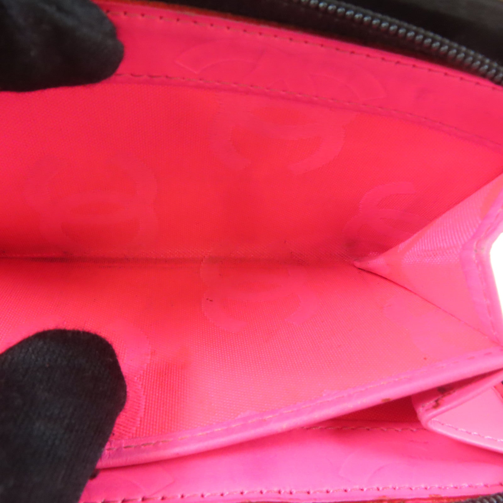 CHANEL 菱格牛皮皮革Cambon Bifold Wallet銀扣錢包黑色