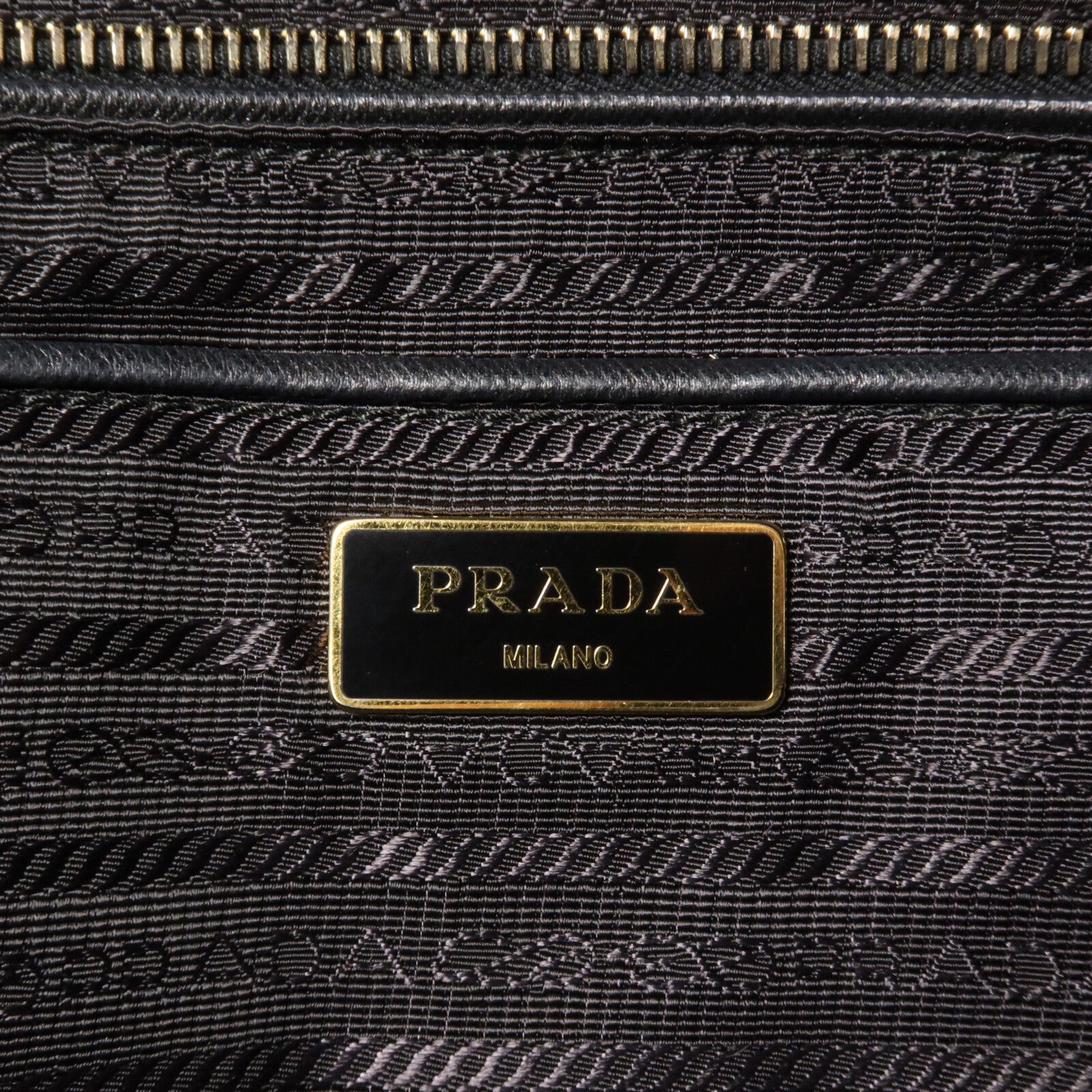 PRADA 尼龍Chain Shoulder鏈帶肩背袋