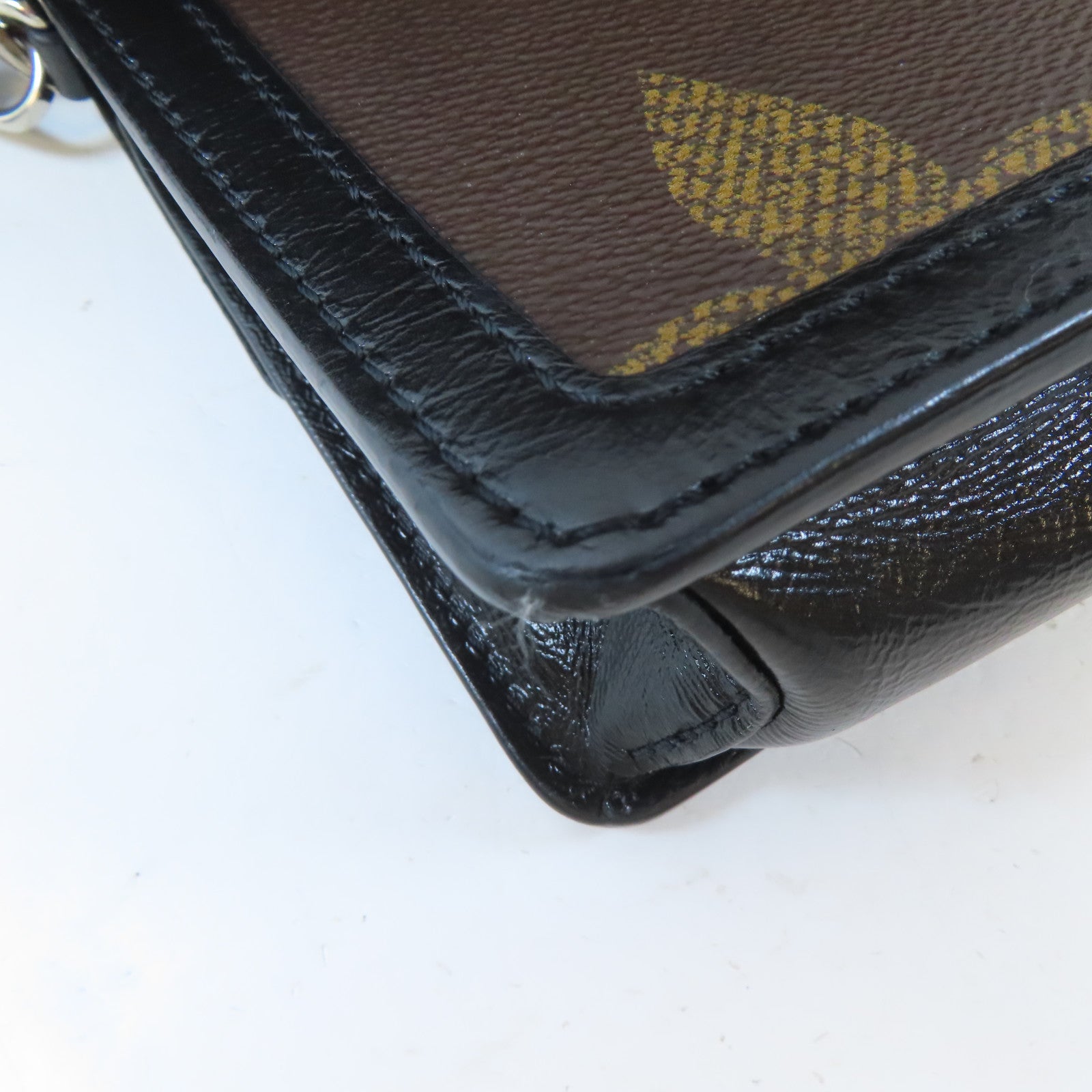 LOUIS VUITTON Monogram Giant Reverse Dauphine銀扣腰包啡色/黑色