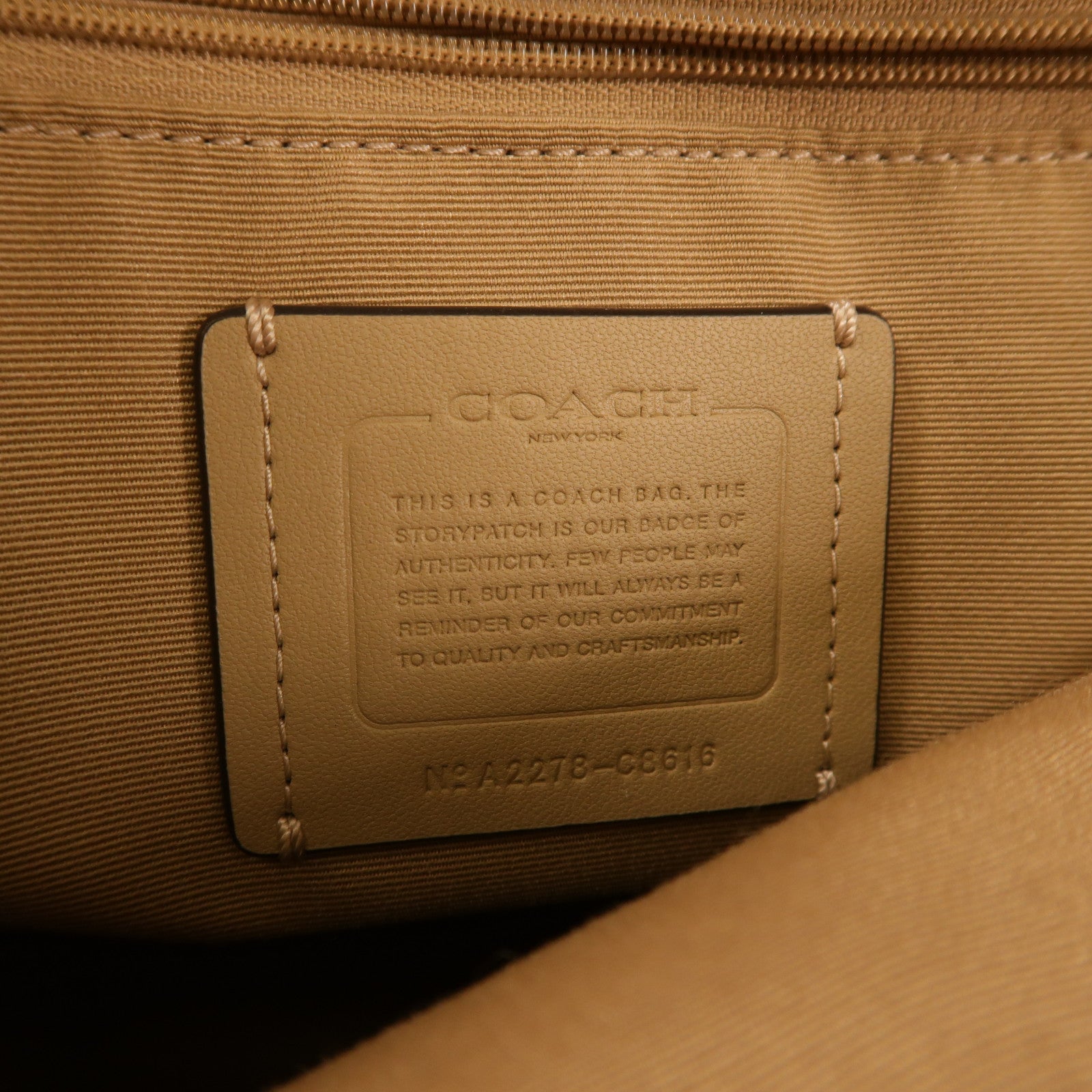 COACH 塗層帆布Cammie Chain Tote金扣肩背袋