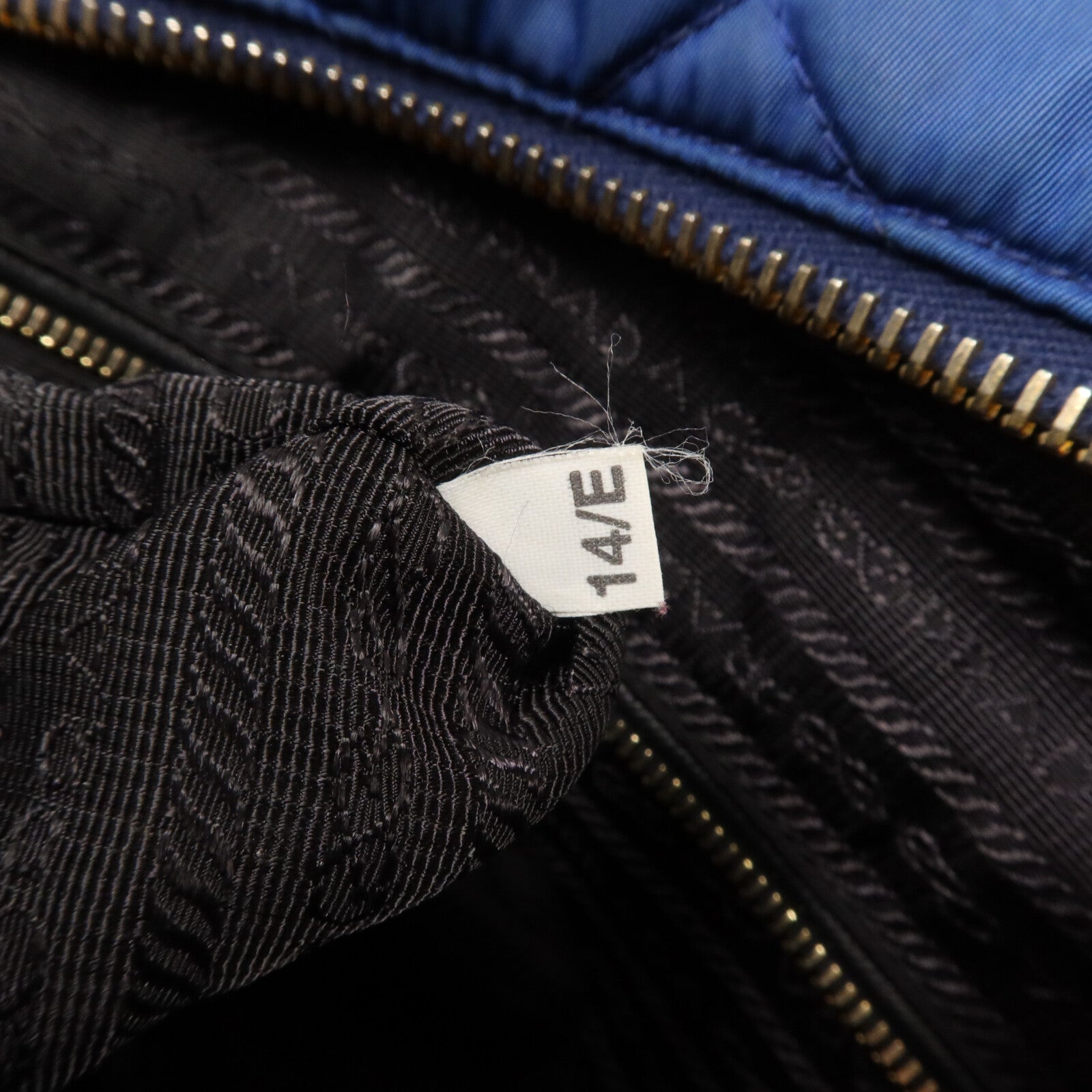 PRADA 尼龍Chain Shoulder鏈帶肩背袋