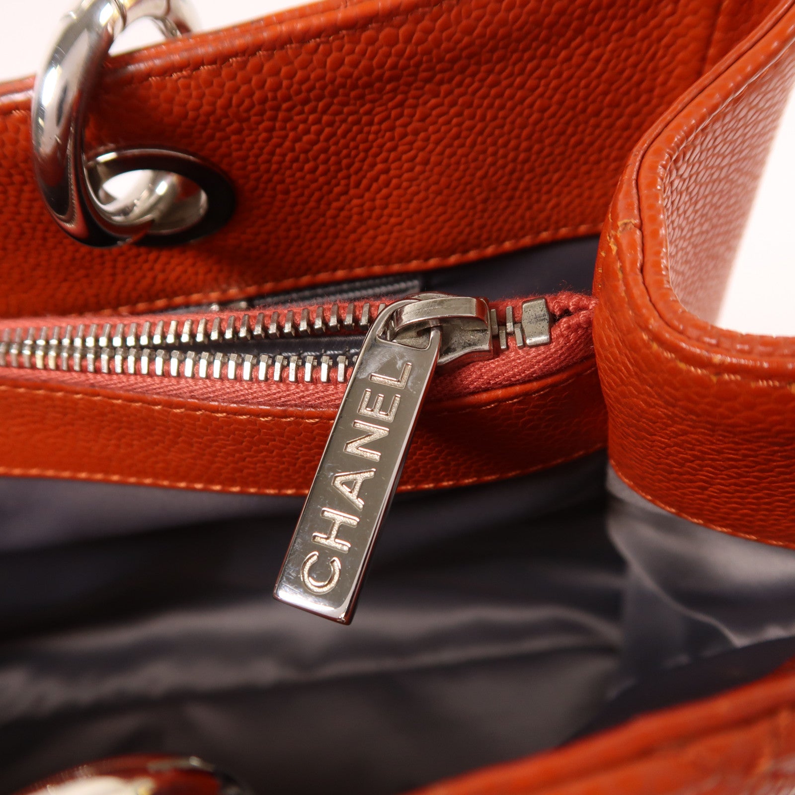 CHANEL 牛皮皮革GST Grand Shopping Tote Bag銀扣鏈帶肩背袋