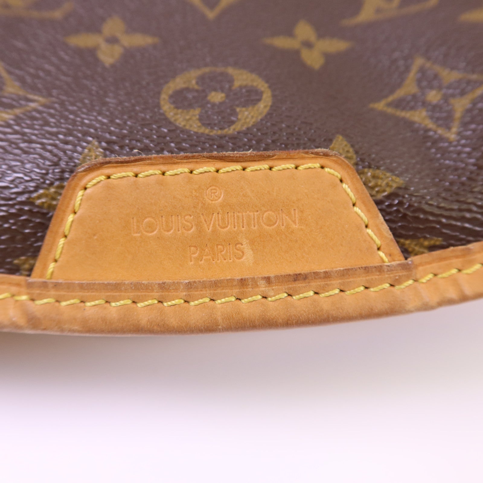 LOUIS VUITTON Monogram Menilmontant MM金扣肩背袋棕色
