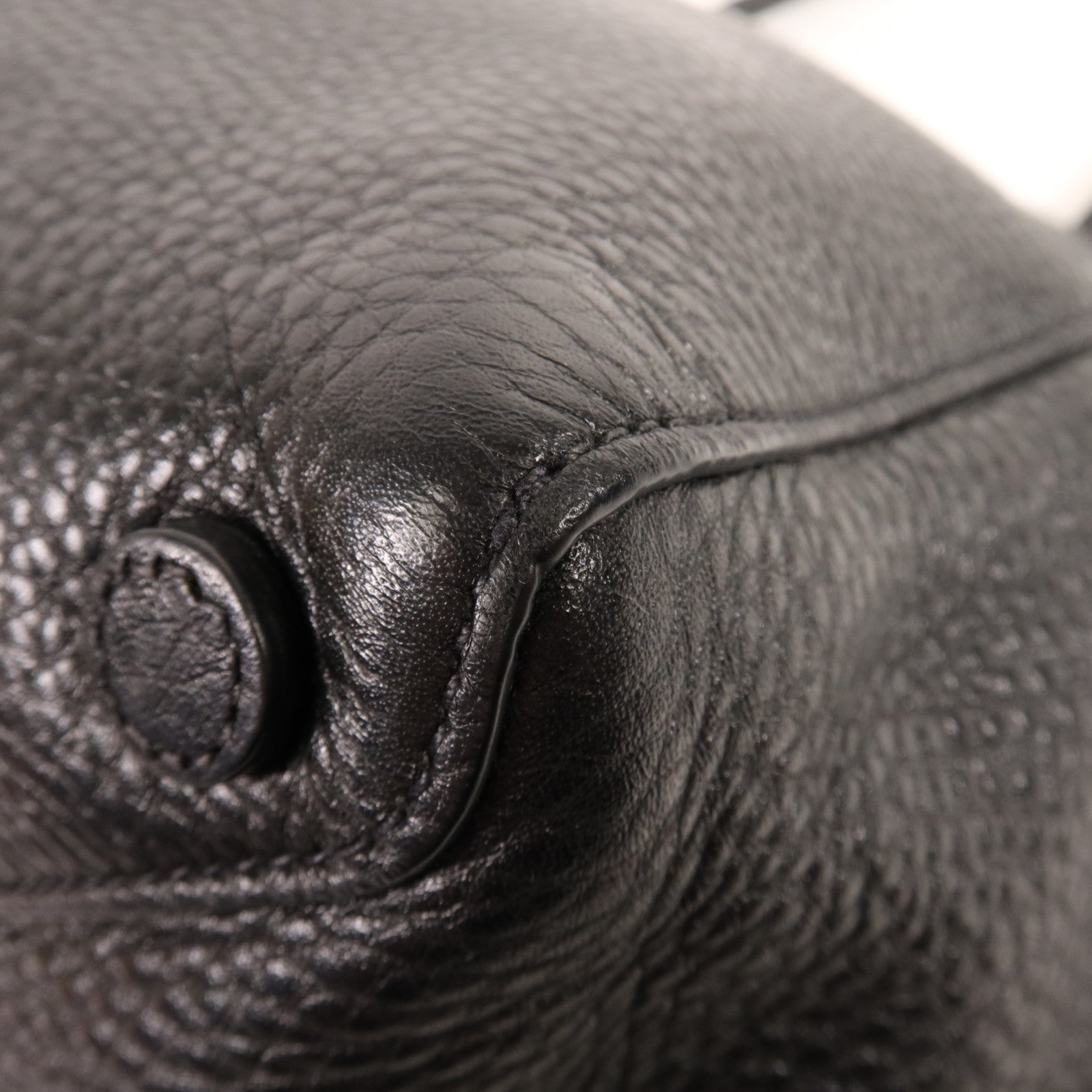 PRADA 牛皮皮革Shoulder Bag金扣肩背袋