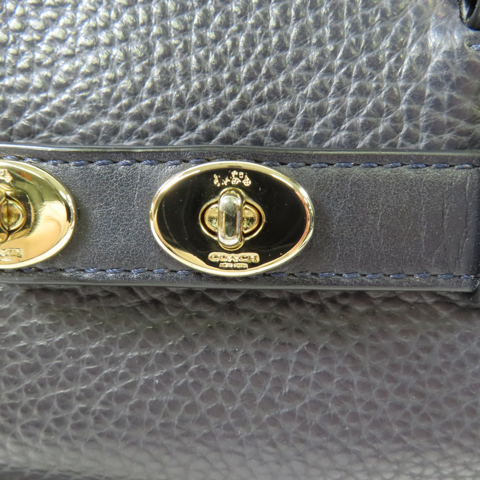 COACH 牛皮皮革2 Way Bag銀扣手挽肩背兩用袋
