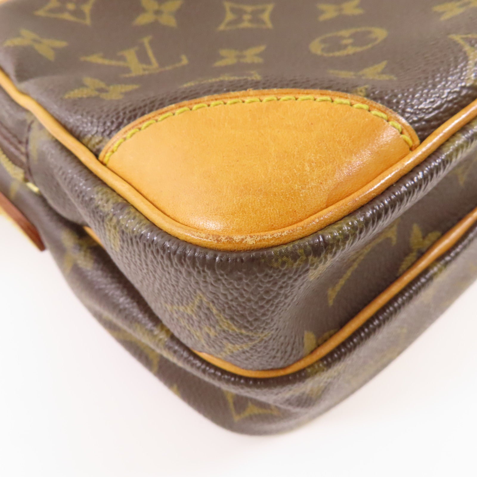 LOUIS VUITTON Monogram Amazon金扣肩背袋棕色
