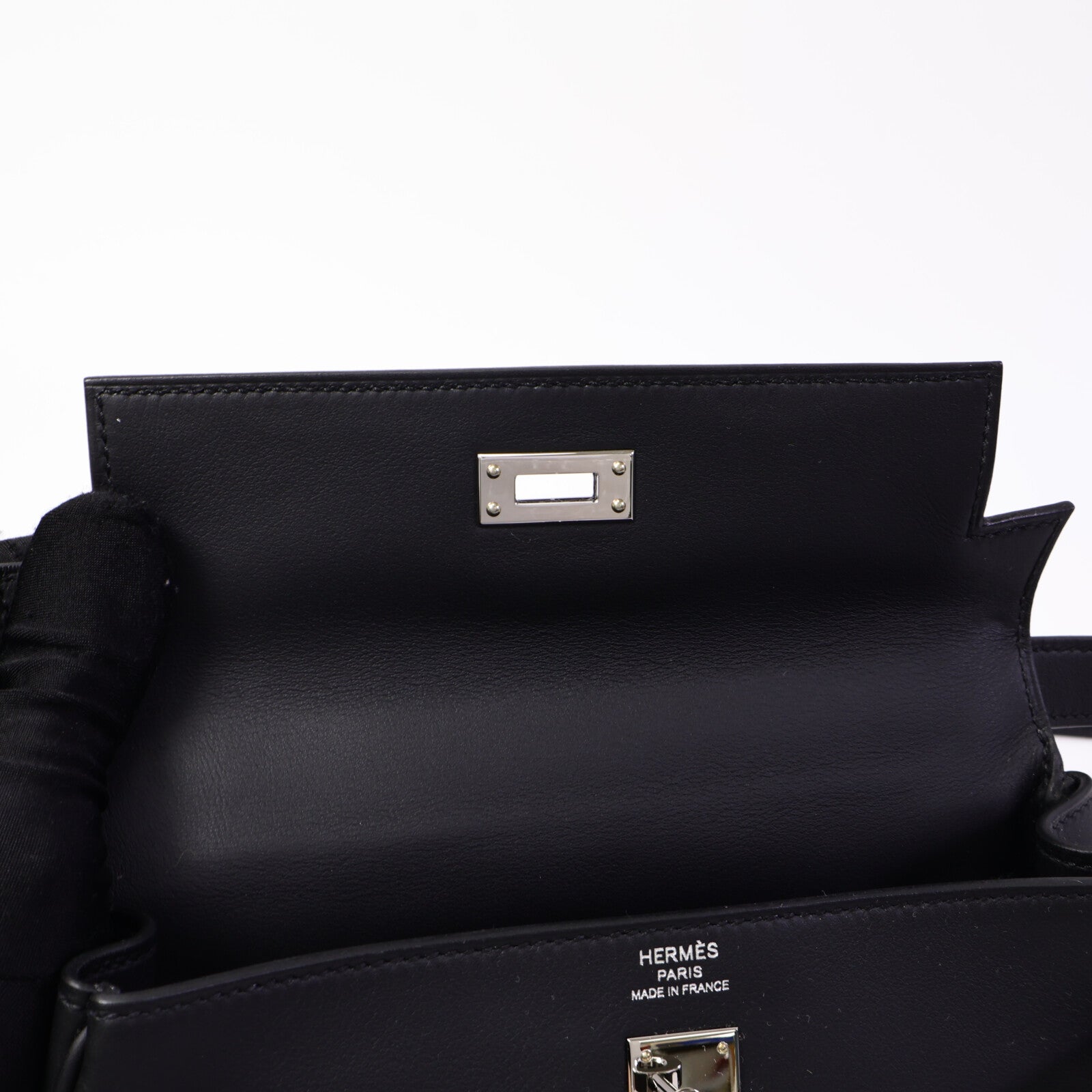 HERMES Swift皮革Kelly Moove肩背袋Noir