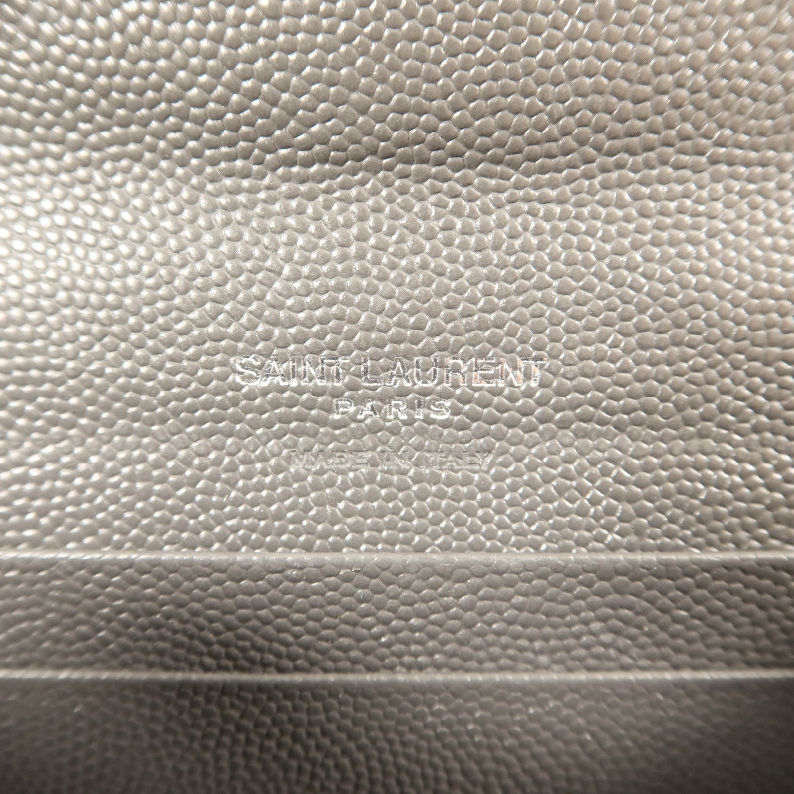 YVES SAINT LAURENT 牛皮皮革Cassandre Matelasse Wallet銀扣錢包