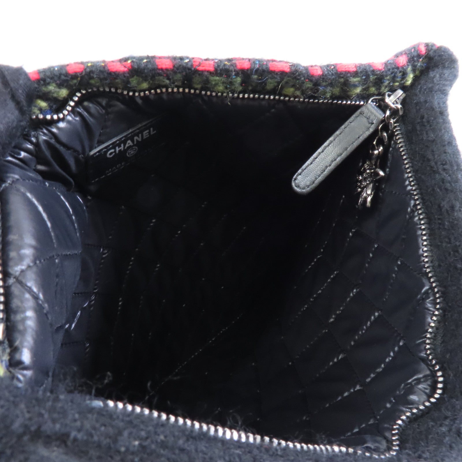 CHANEL 【激減優惠】Tweed Pouch銀扣手拿包黑色/彩色