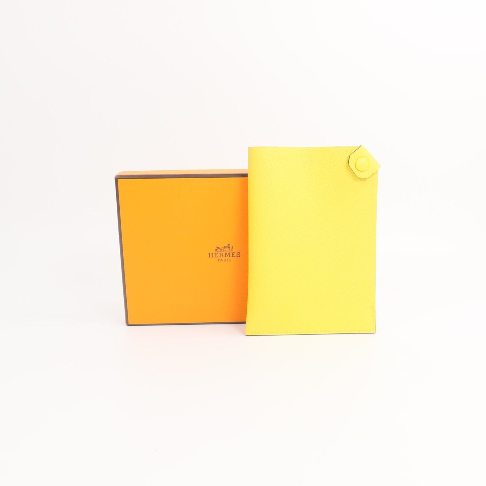 HERMES Epsom皮革Tarmac Passport Holder護照套Lime