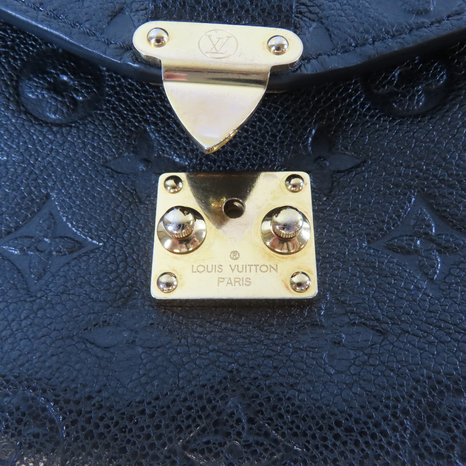 LOUIS VUITTON 【清倉大減價】Monogram Empreintc Pochette Metis金扣肩背袋黑色
