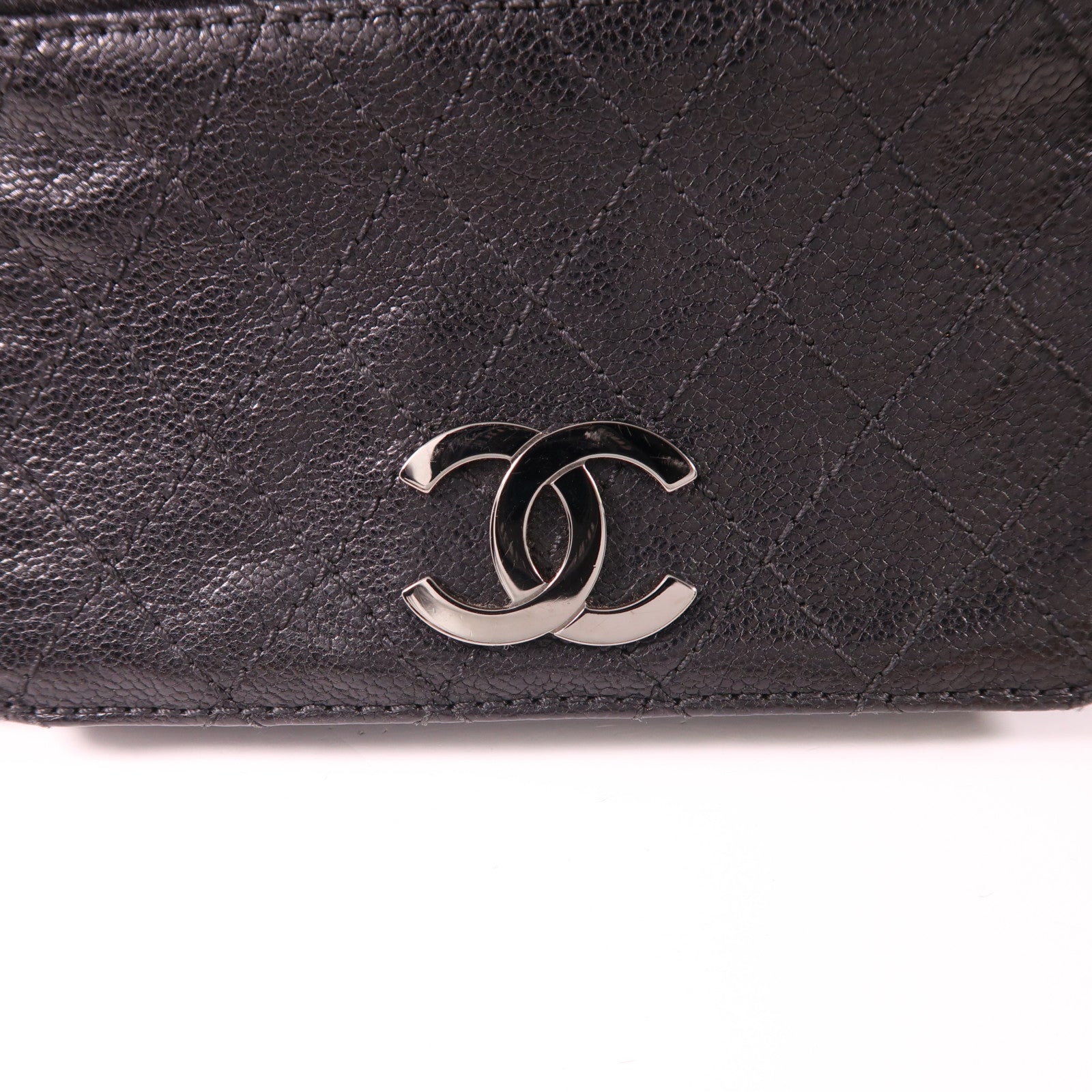 CHANEL 牛皮皮革Pocket in the City銀扣肩背袋