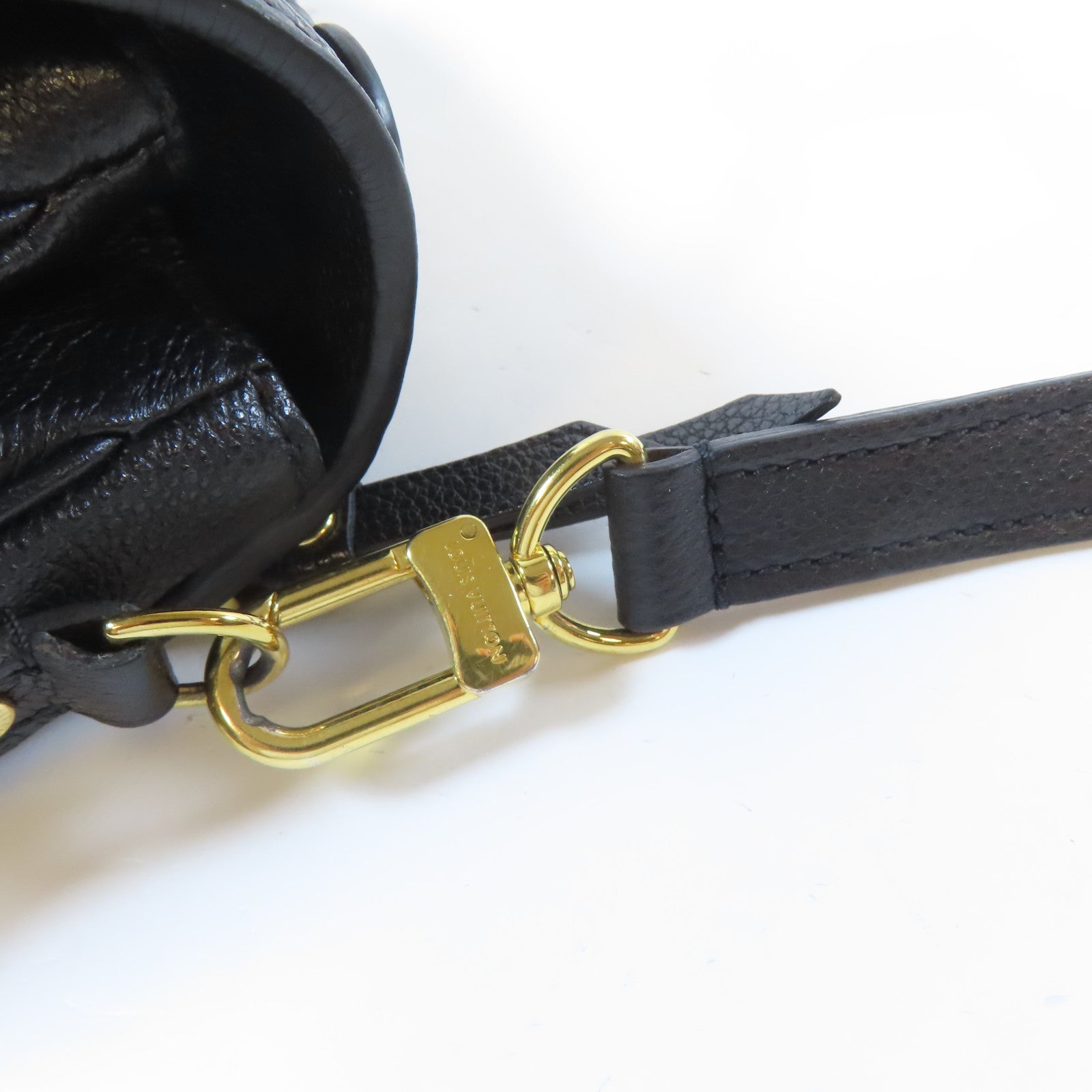 LOUIS VUITTON 【清倉大減價】Monogram Empreintc Pochette Metis金扣肩背袋黑色