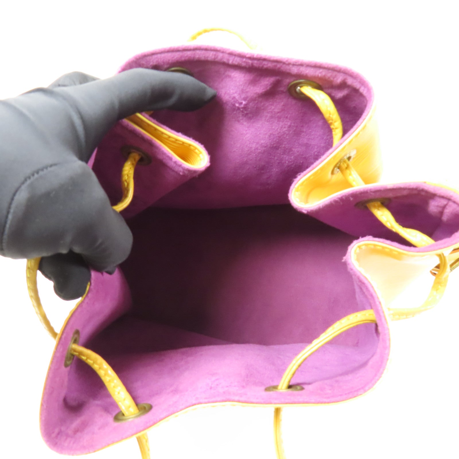 LOUIS VUITTON Epi Petit Noe金扣肩背袋