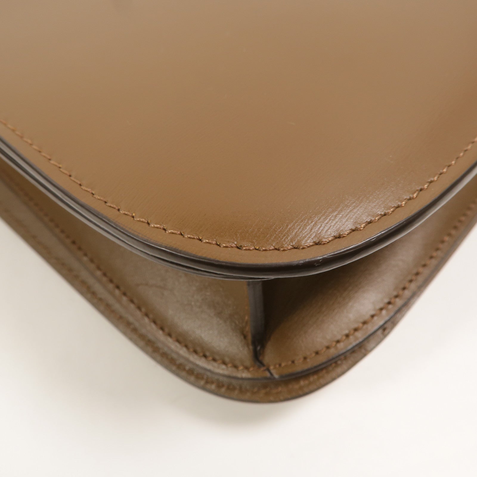 CELINE 牛皮皮革Classic Box Medium肩背袋