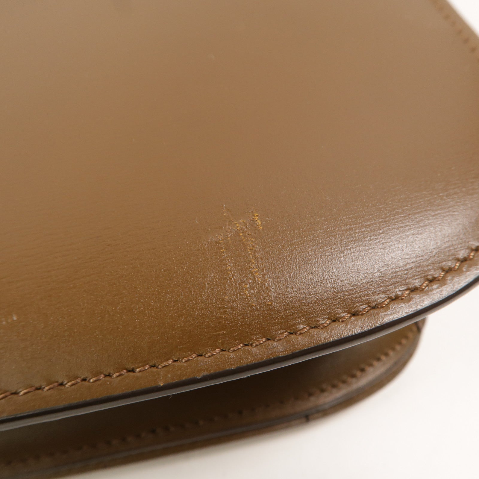 CELINE 牛皮皮革Classic Box Medium肩背袋