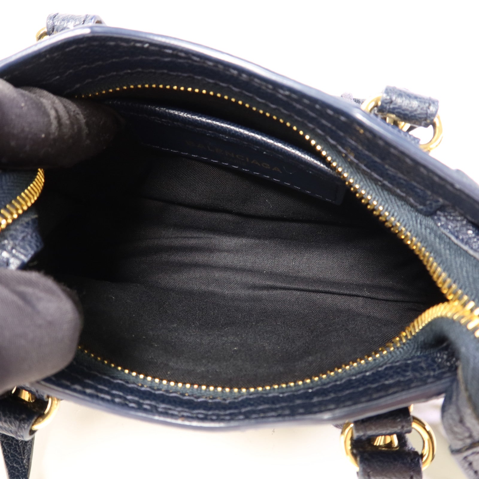 BALENCIAGA 牛皮皮革Nano City金扣手挽肩背兩用袋