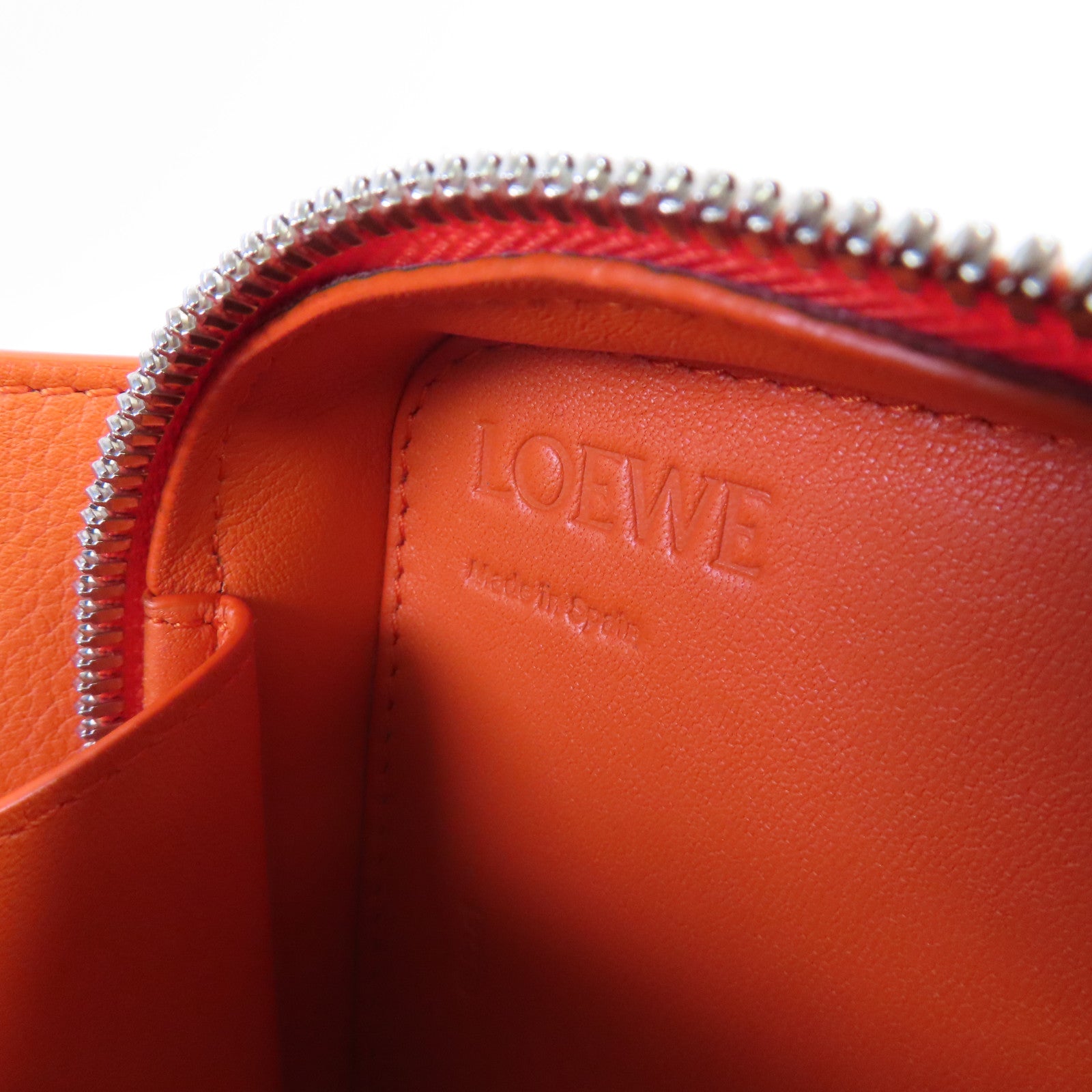 LOEWE TPU/牛皮皮革Molded Sling Crossbody Shoulder Bag銀扣肩背袋橙色