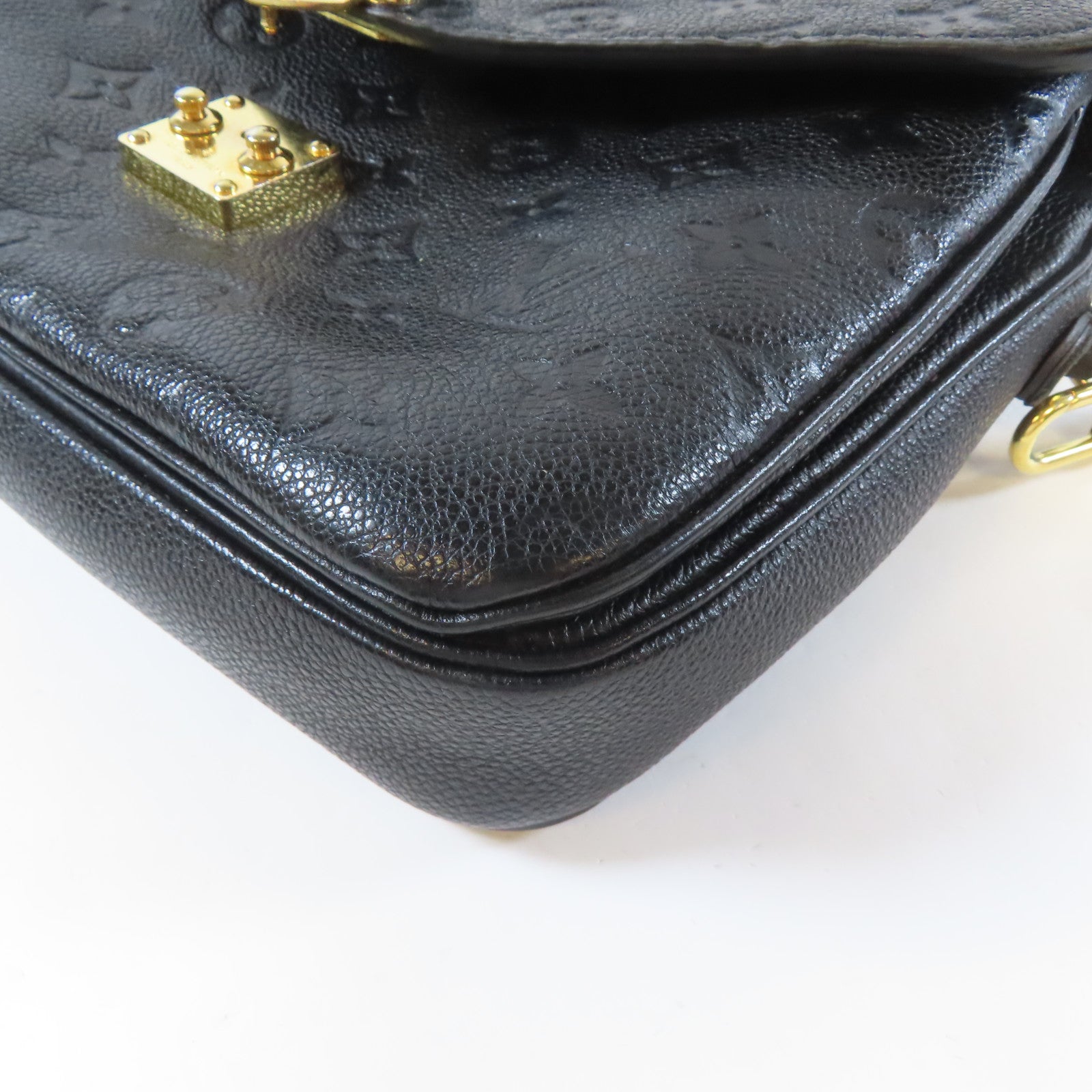 LOUIS VUITTON 【清倉大減價】Monogram Empreintc Pochette Metis金扣肩背袋黑色