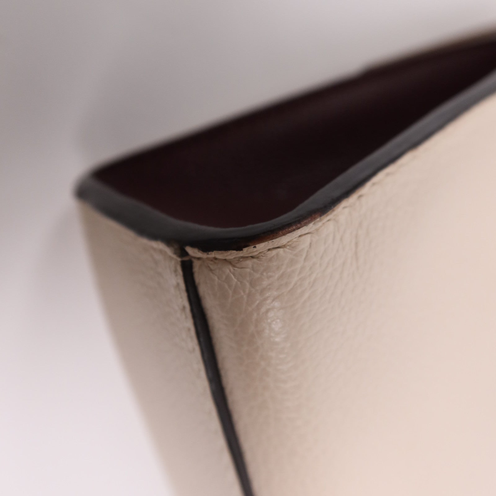 LOUIS VUITTON 牛皮皮革My Lock Me銀扣鏈帶肩背袋