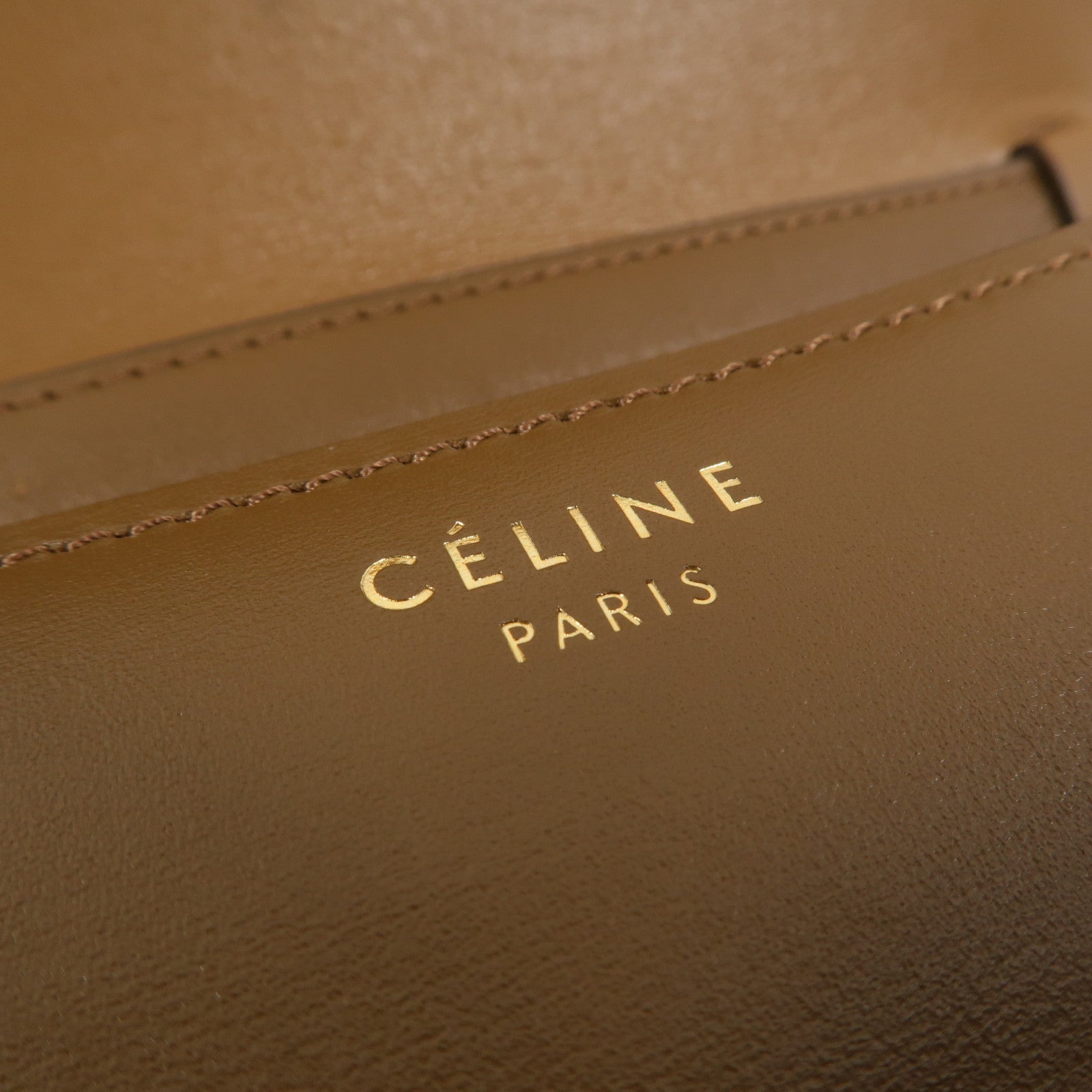 CELINE 牛皮皮革Classic Box Medium肩背袋