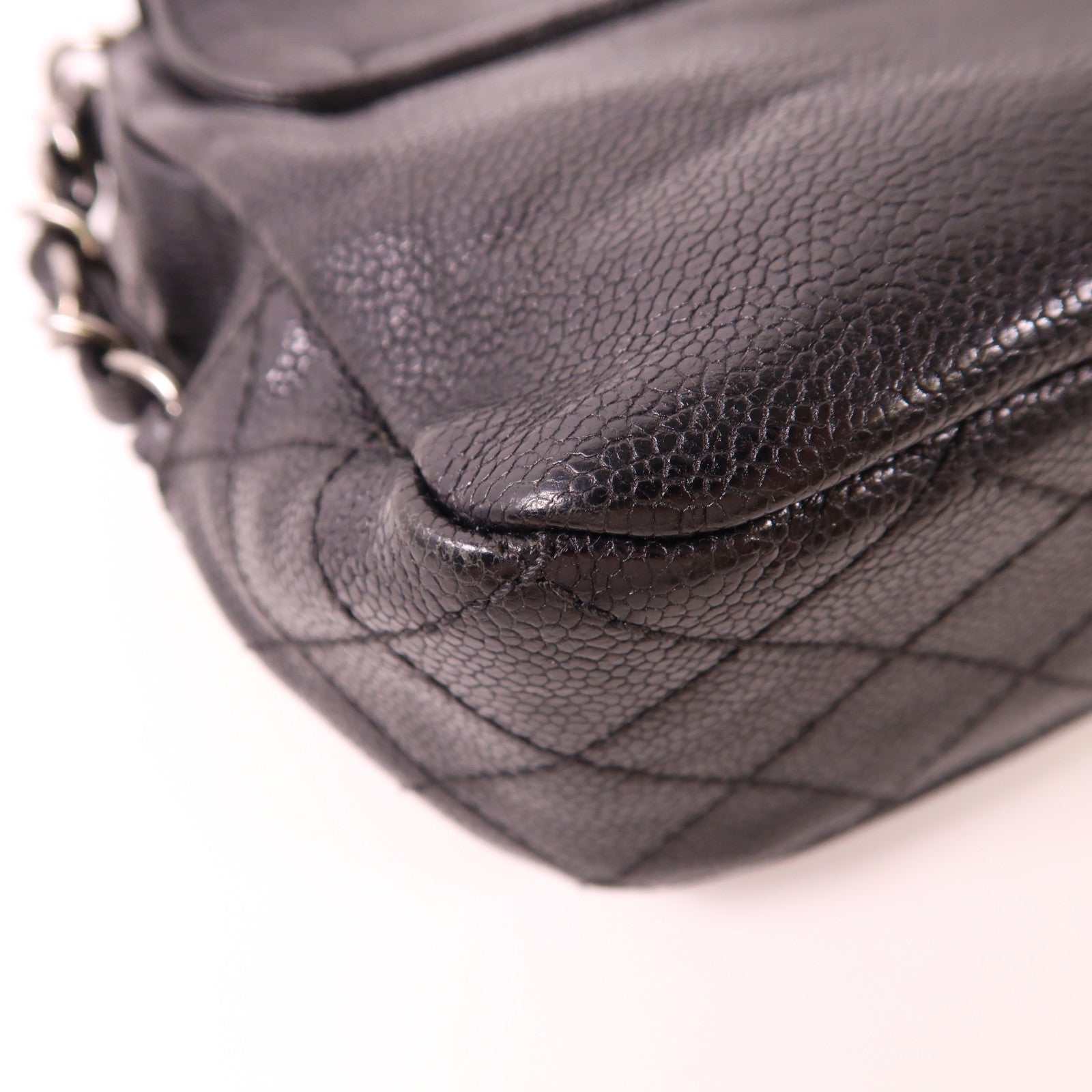 CHANEL 牛皮皮革Pocket in the City銀扣肩背袋
