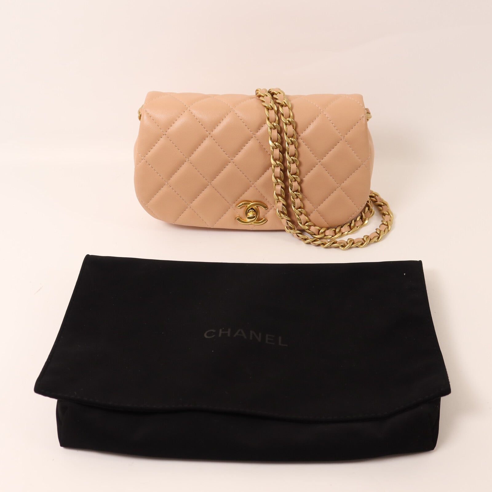 CHANEL 牛皮皮革Chain Shoulder金扣鏈帶肩背袋
