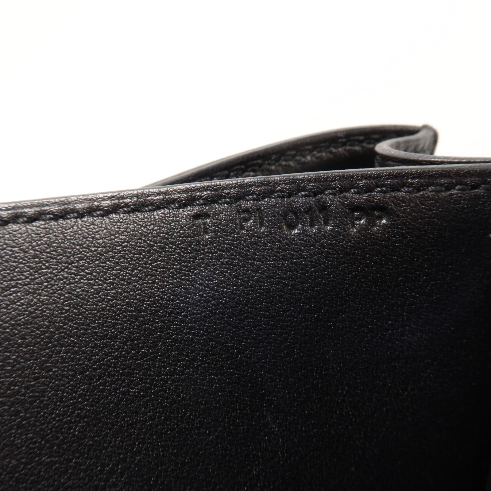 HERMES Swift皮革Constance 24肩背袋Noir
