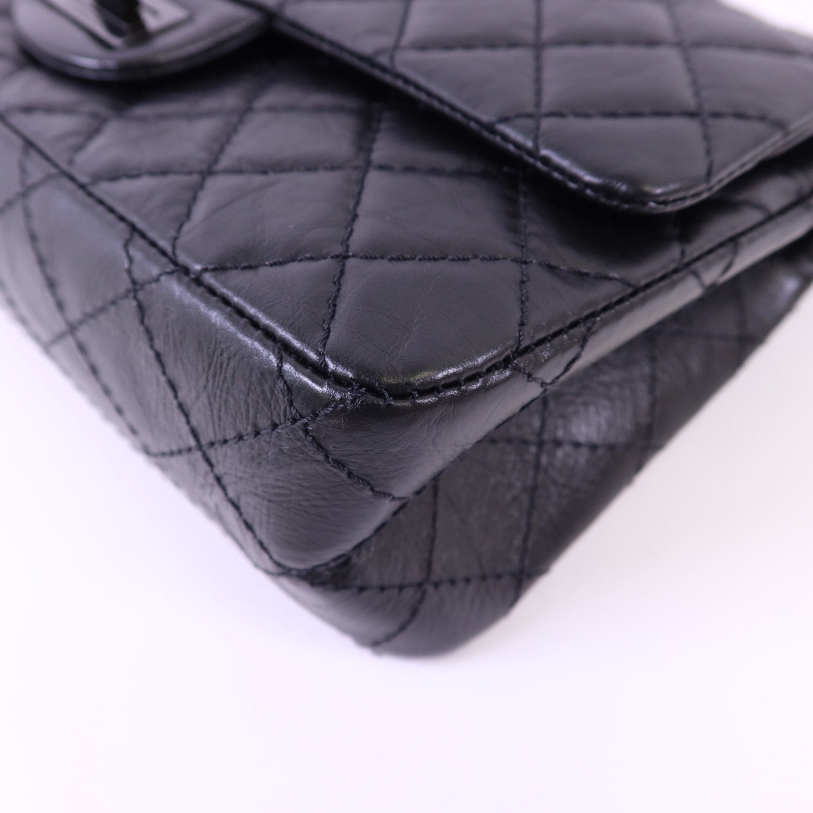 CHANEL 牛皮皮革2.55 So Black鏈帶肩背袋