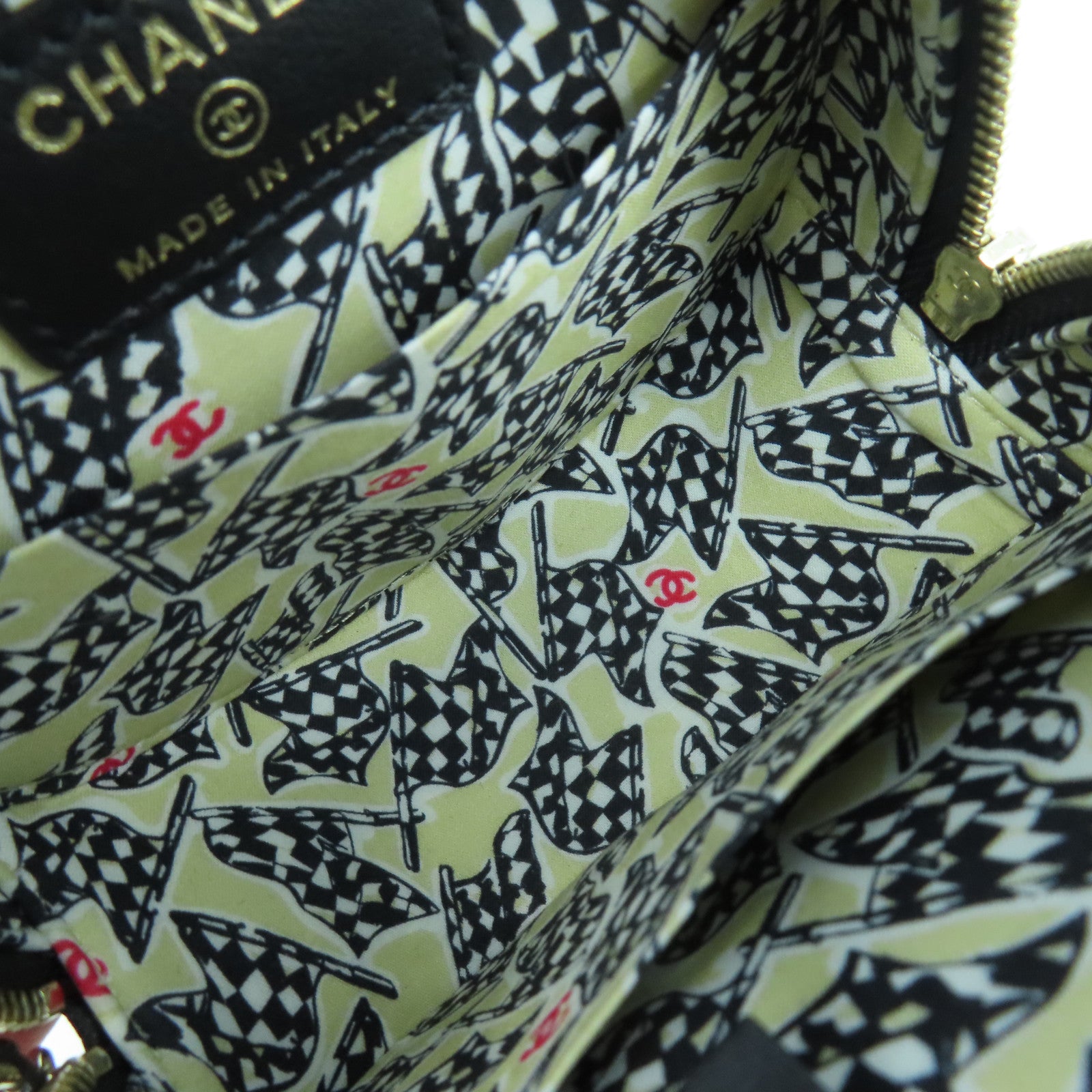 CHANEL 【激減優惠】菱格Caviar皮革Round Chain Shoulder Bag金扣鏈帶肩背袋黑色