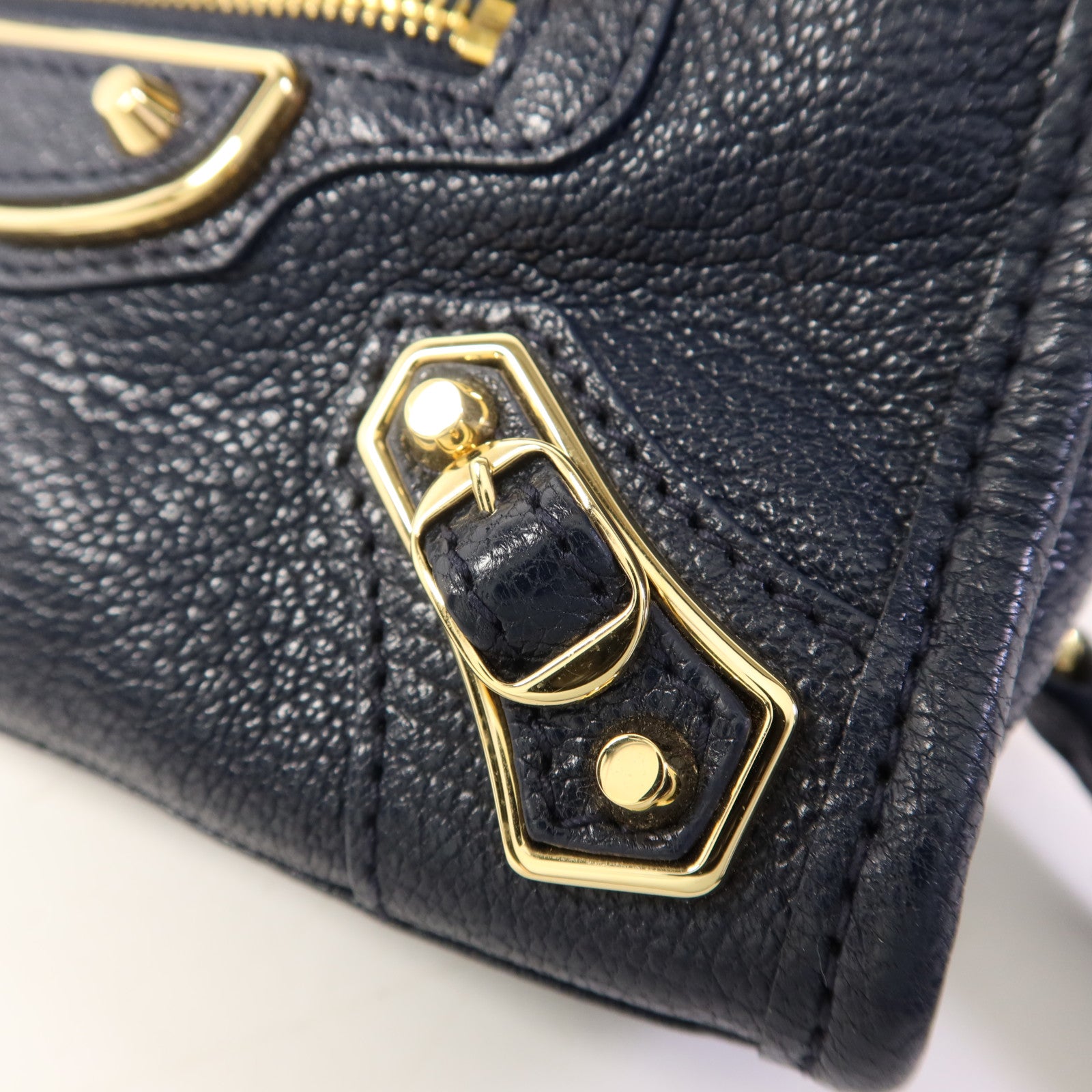 BALENCIAGA 牛皮皮革Nano City金扣手挽肩背兩用袋