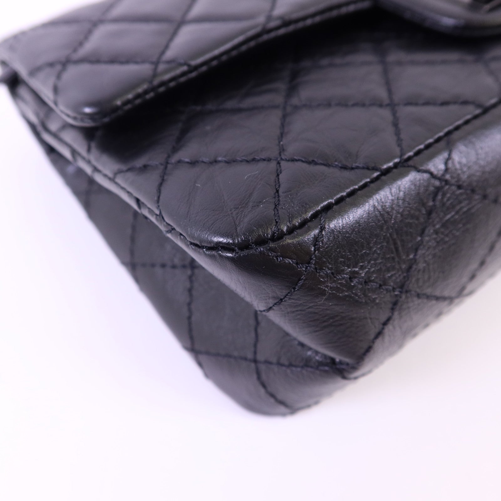 CHANEL 牛皮皮革2.55 So Black鏈帶肩背袋