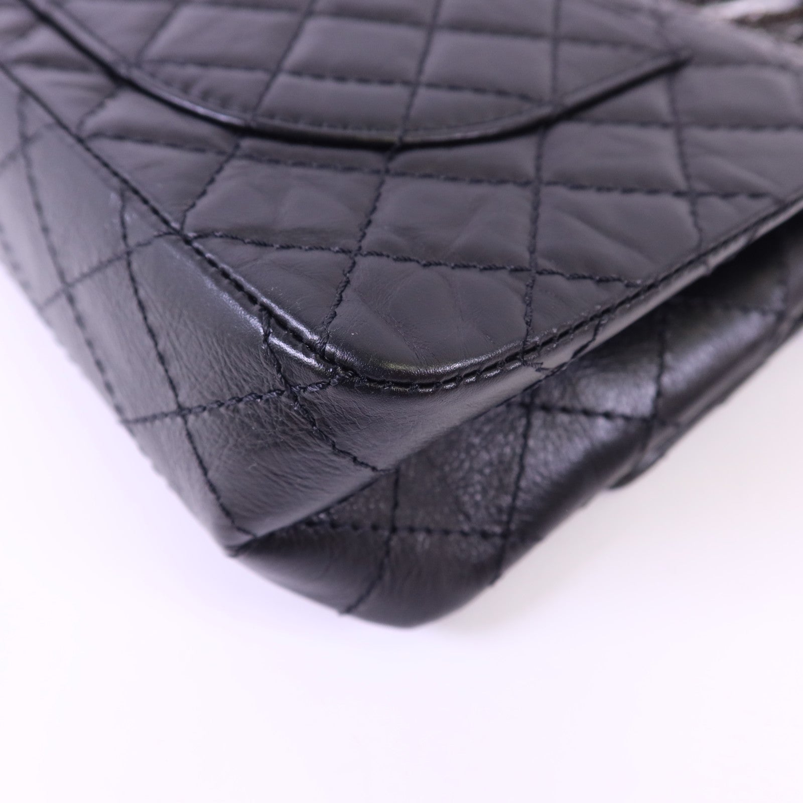 CHANEL 牛皮皮革2.55 So Black鏈帶肩背袋