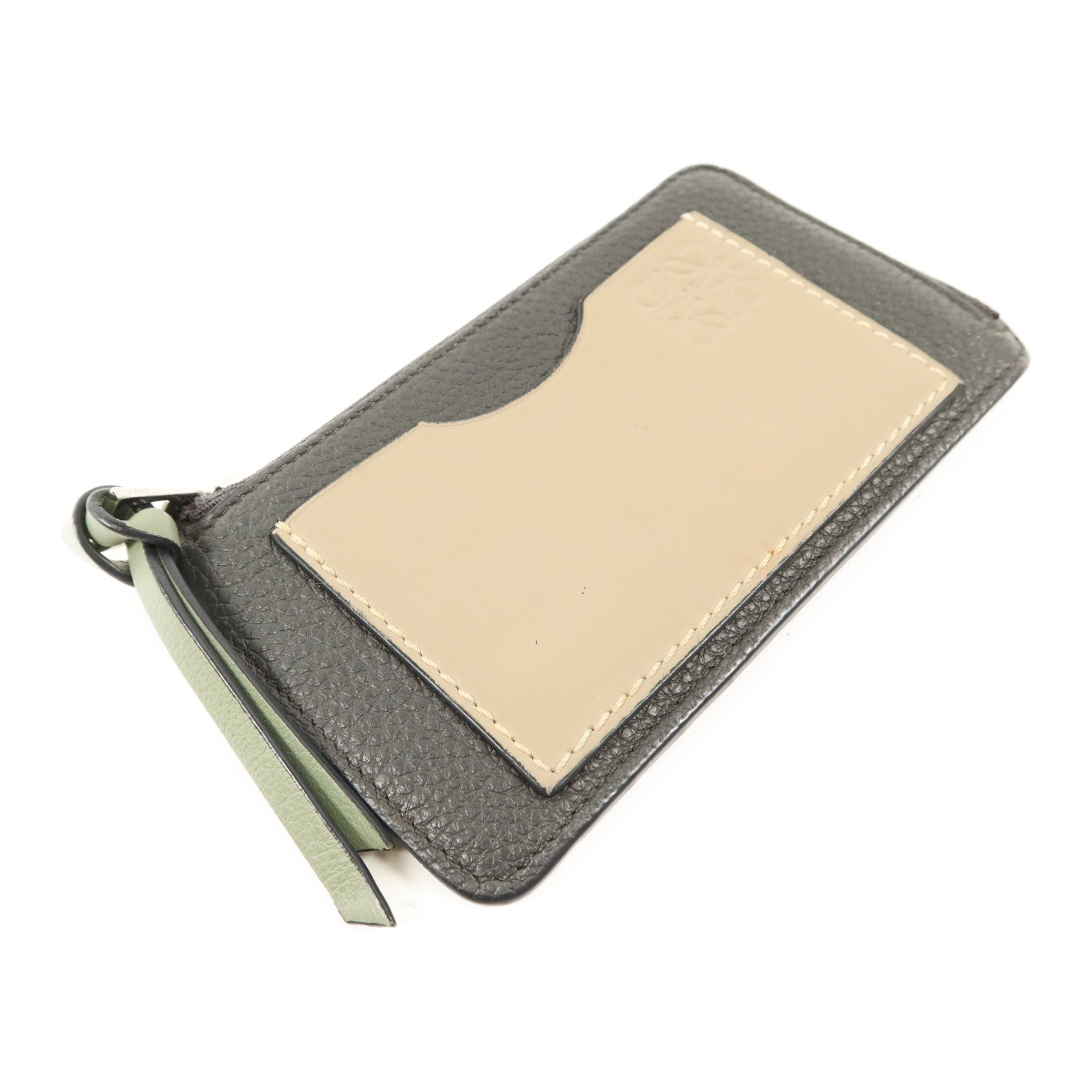 LOEWE 牛皮皮革Card Case銀扣卡片套