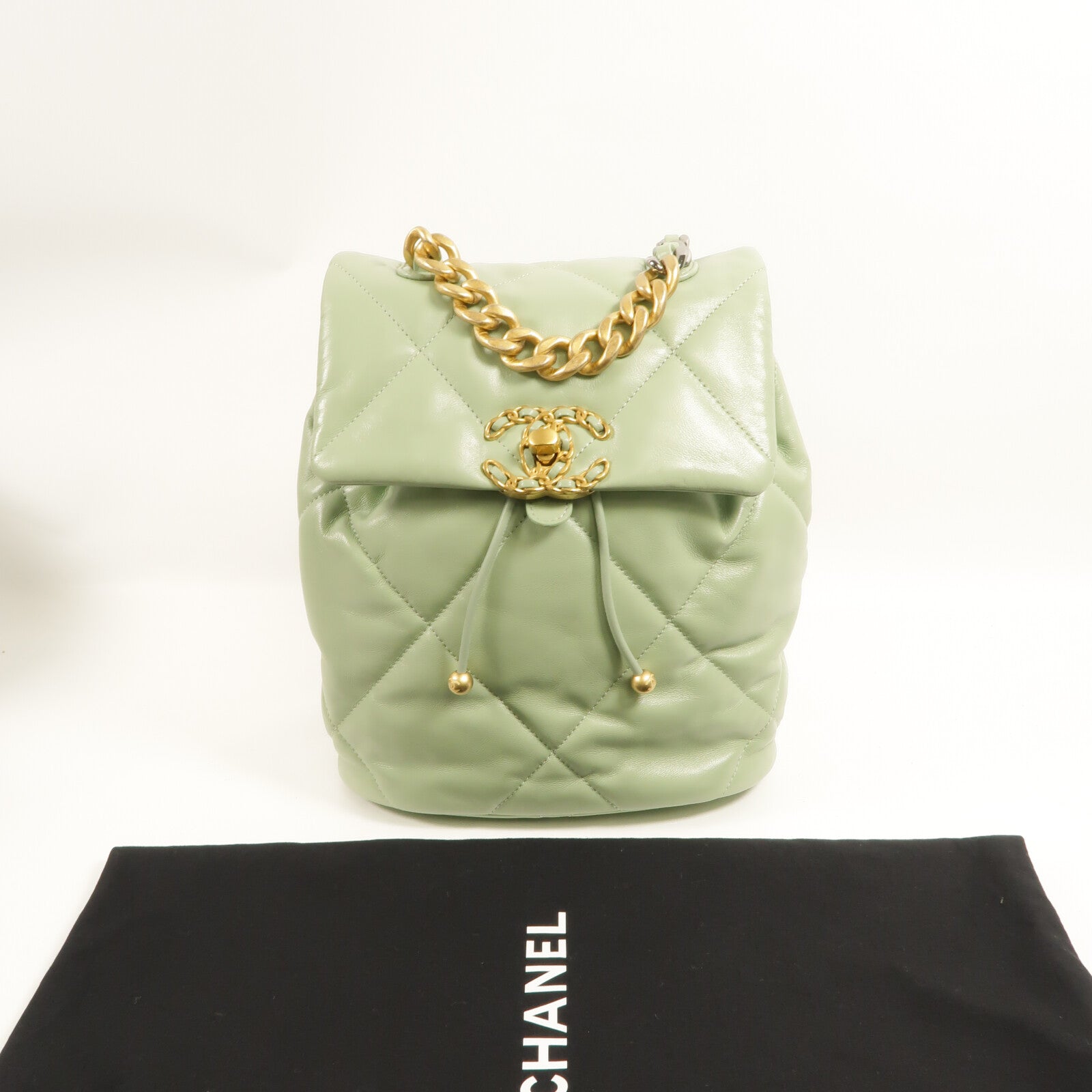 CHANEL 羊皮皮革C19 Backpack鏈帶背包