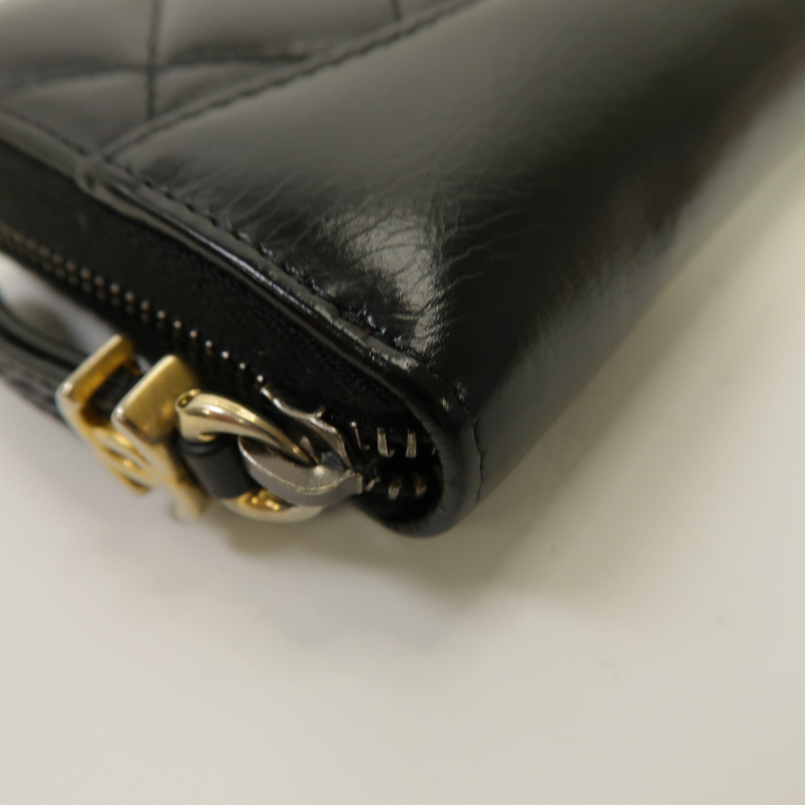 CHANEL 菱格牛皮皮革Gabrielle Wallet金扣拉鍊錢包黑色