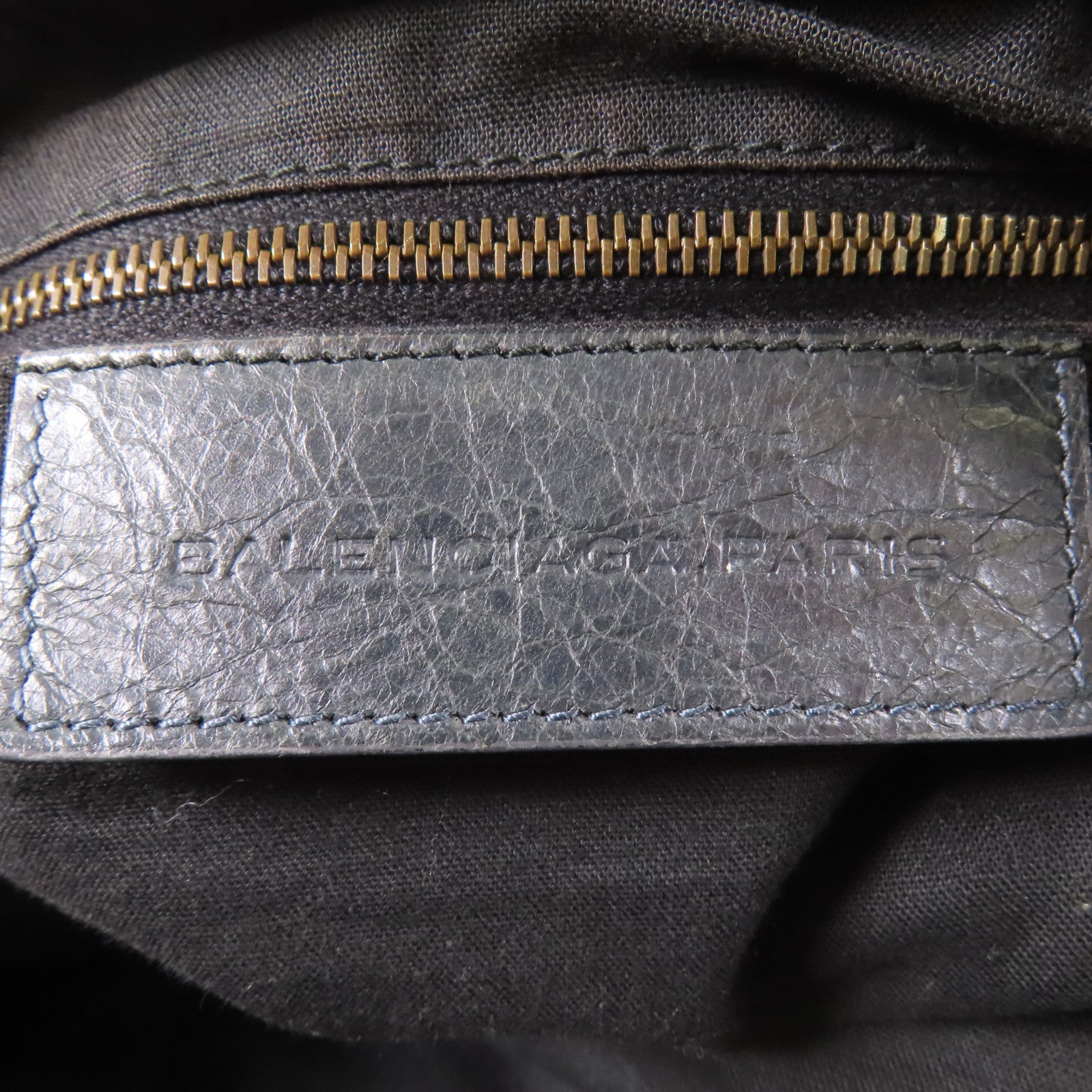 BALENCIAGA 羊皮皮革Classic Day肩背袋