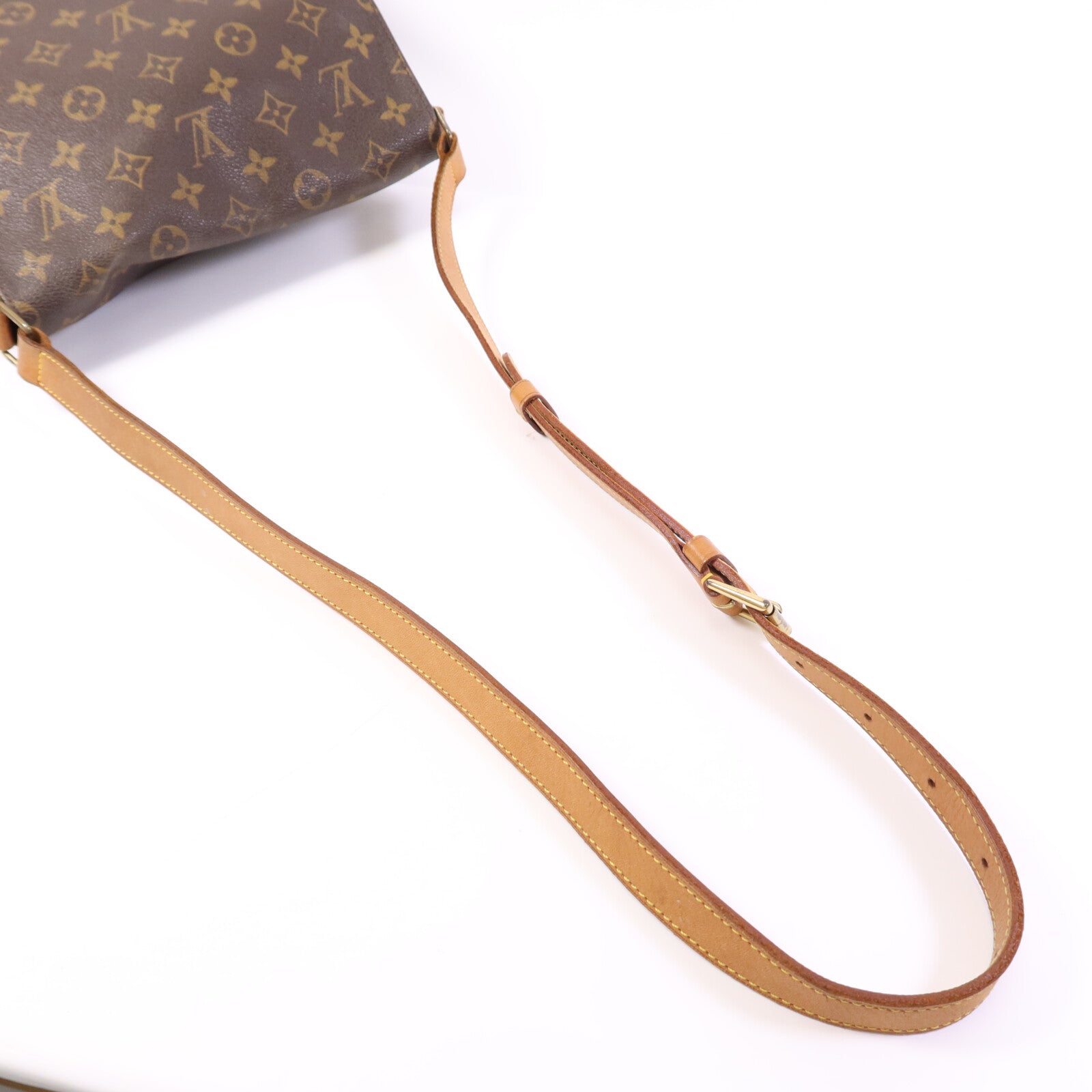 LOUIS VUITTON Monogram Musette金扣肩背袋