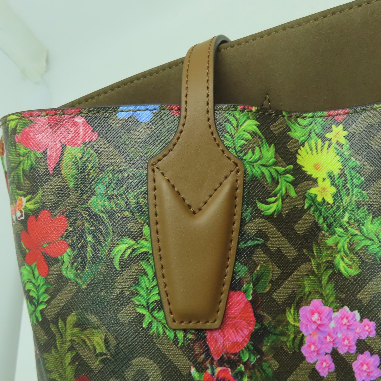 Furla 【激減優惠】PVC塗層帆布Tote Bag金扣手挽袋啡色