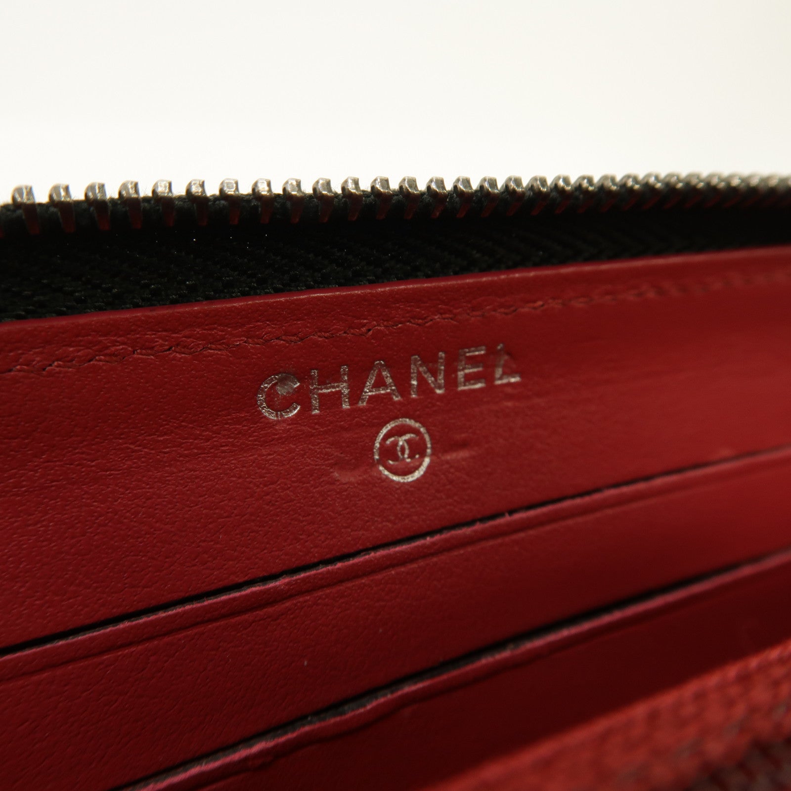 CHANEL 菱格牛皮皮革Gabrielle Wallet金扣拉鍊錢包黑色
