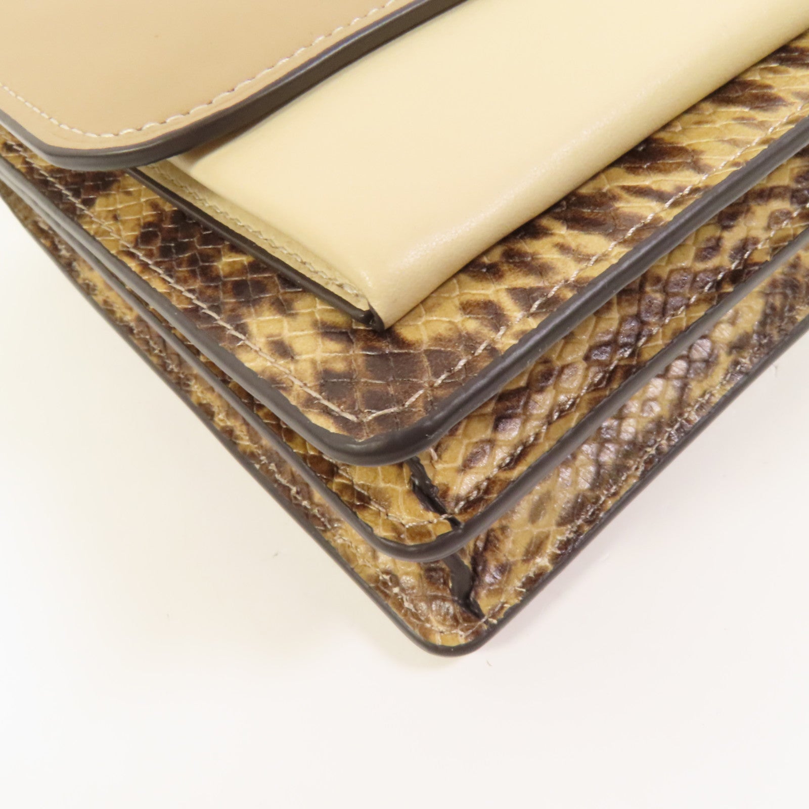 COACH 牛皮皮革Shoulder Bag金扣肩背袋