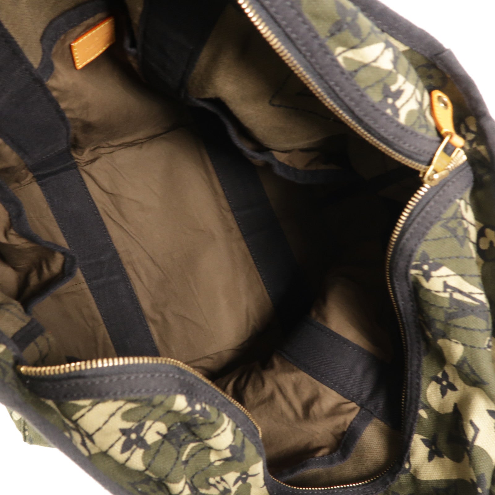 LOUIS VUITTON Monogramouflage Tray肩背袋
