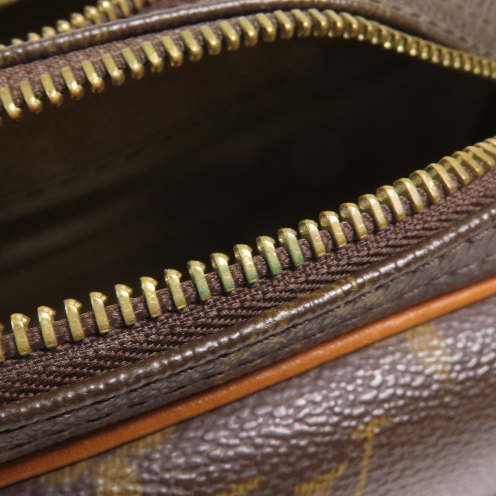 LOUIS VUITTON Monogram Reporter PM金扣肩背袋棕色